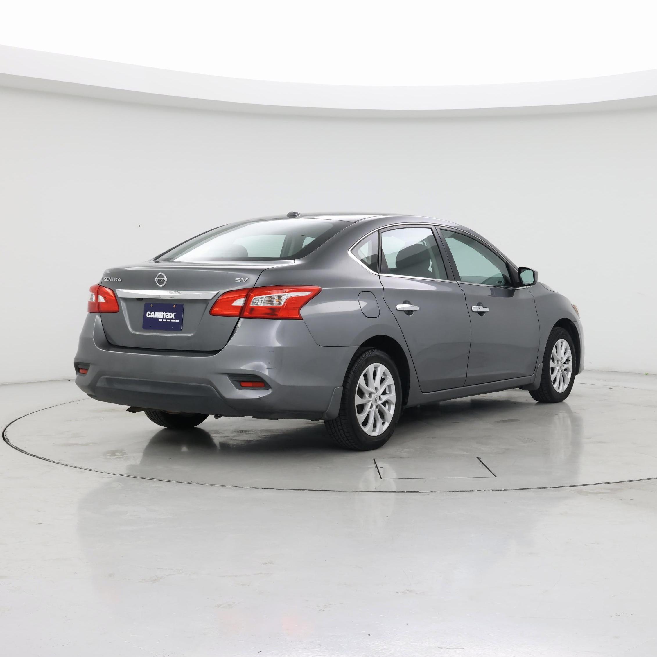 Thumbnail: 2018 Nissan Sentra - 8