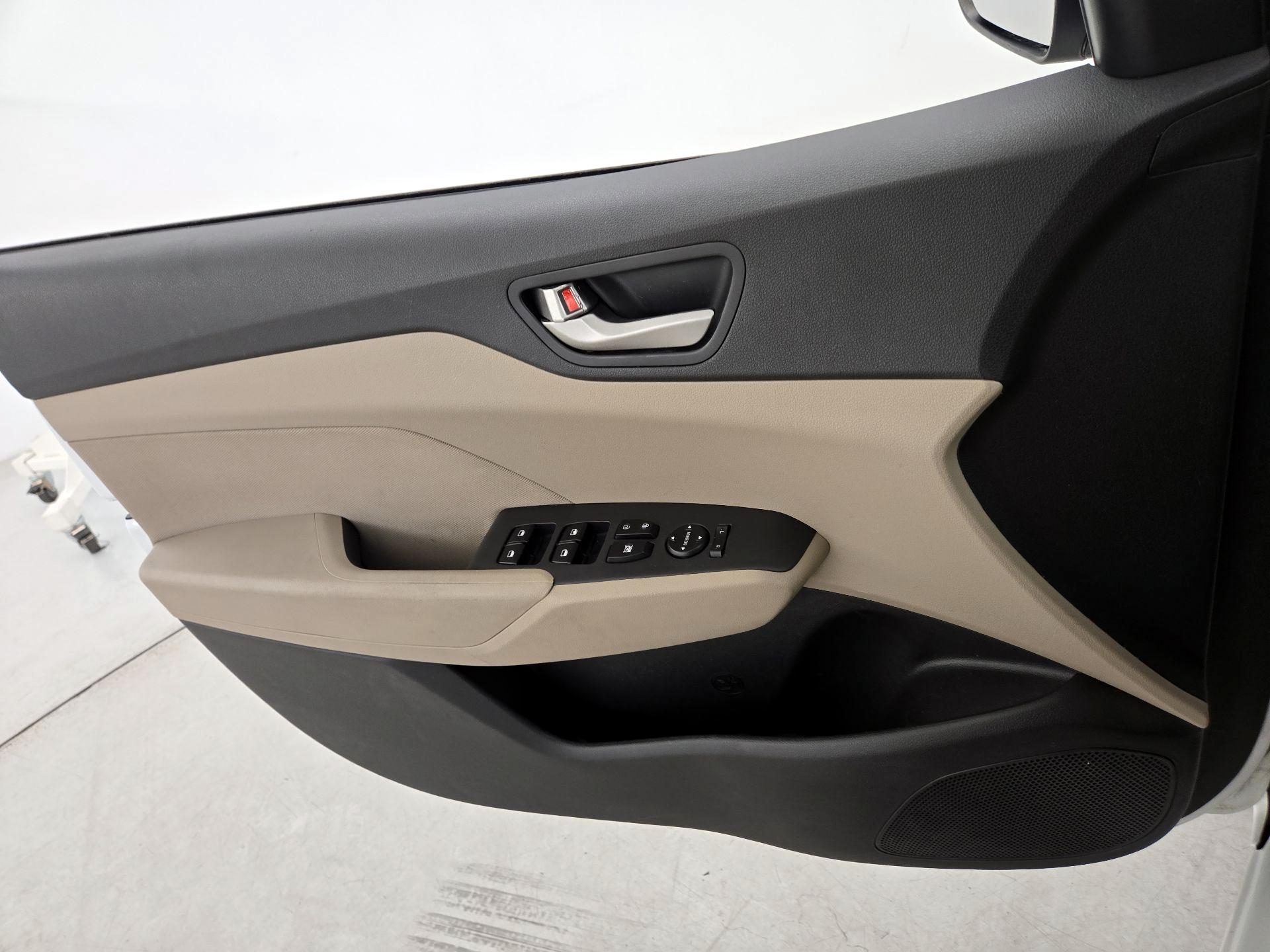 Thumbnail: 2020 Hyundai Accent - 12