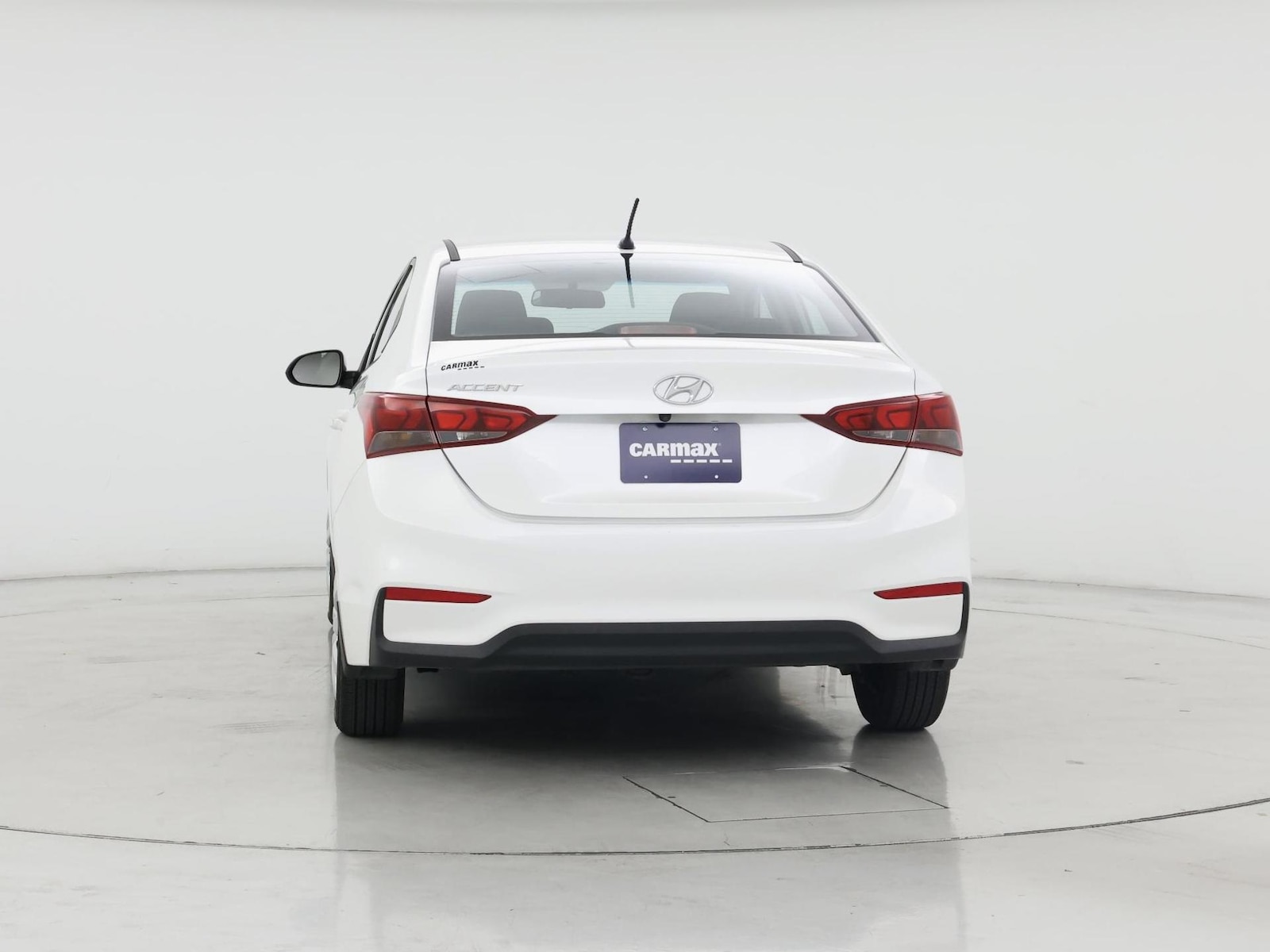 2020 Hyundai Accent SE - Photo 7