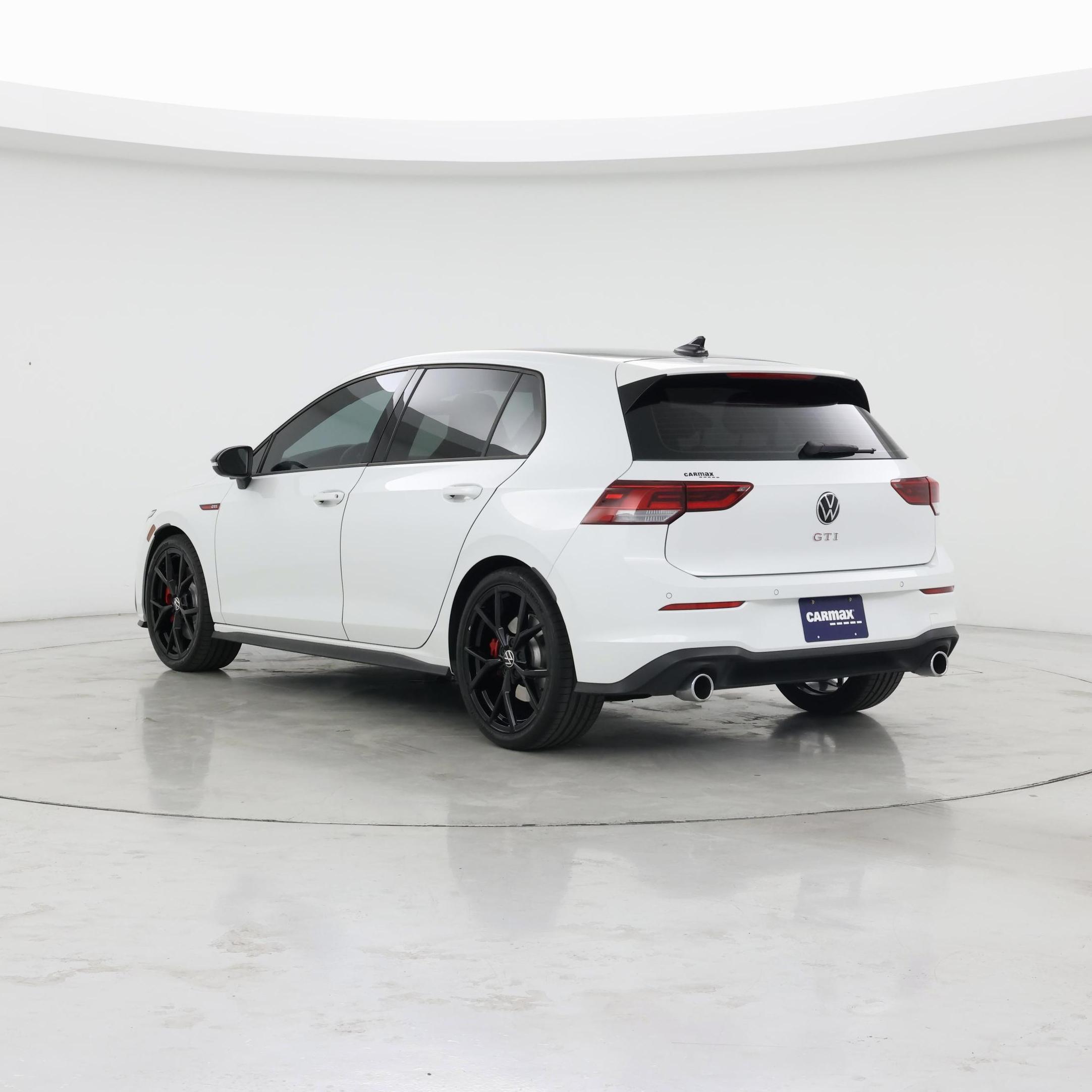 Thumbnail: 2024 Volkswagen Golf - 2