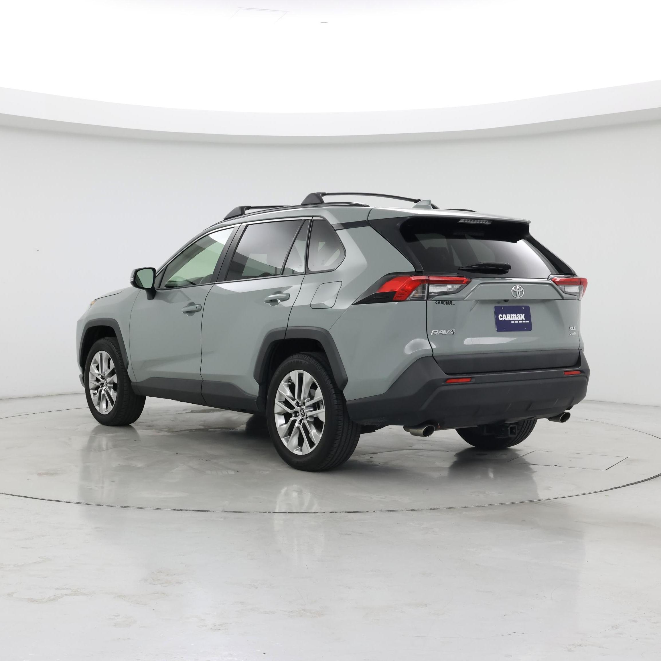 Thumbnail: 2019 Toyota RAV4 - 2