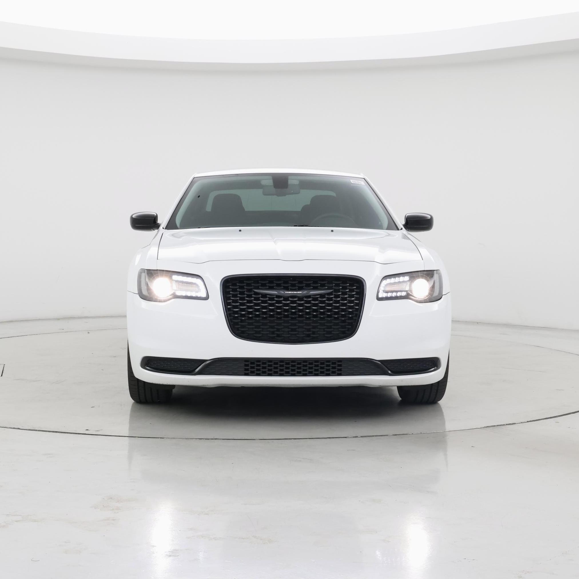 Thumbnail: 2021 Chrysler 300 - 5