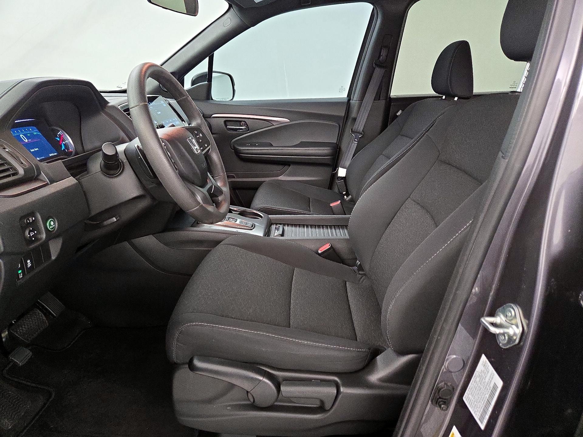 Thumbnail: 2021 Honda Passport - 11