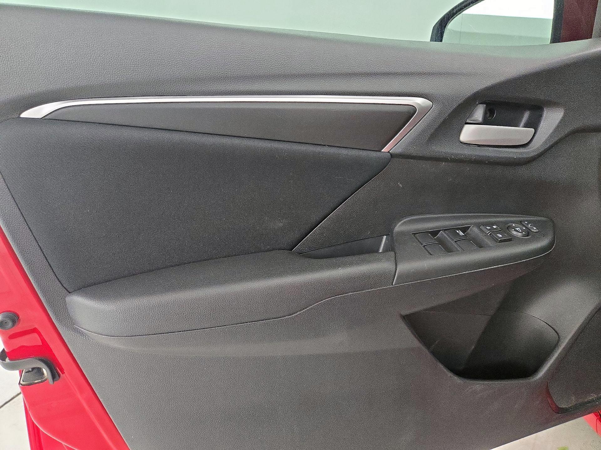 Thumbnail: 2015 Honda Fit - 12