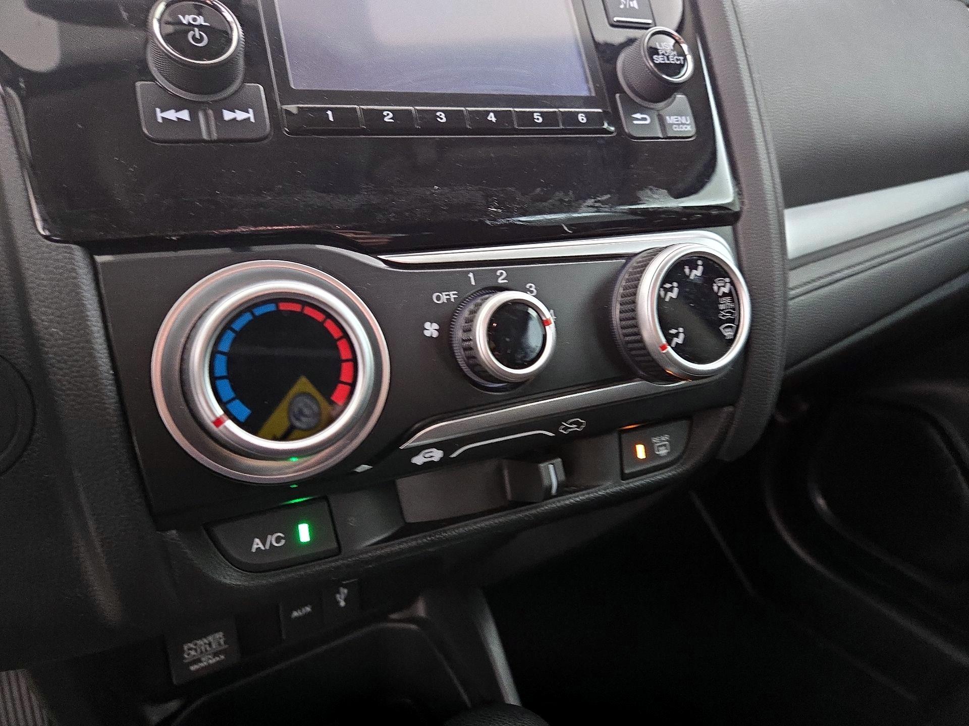 Thumbnail: 2015 Honda Fit - 16