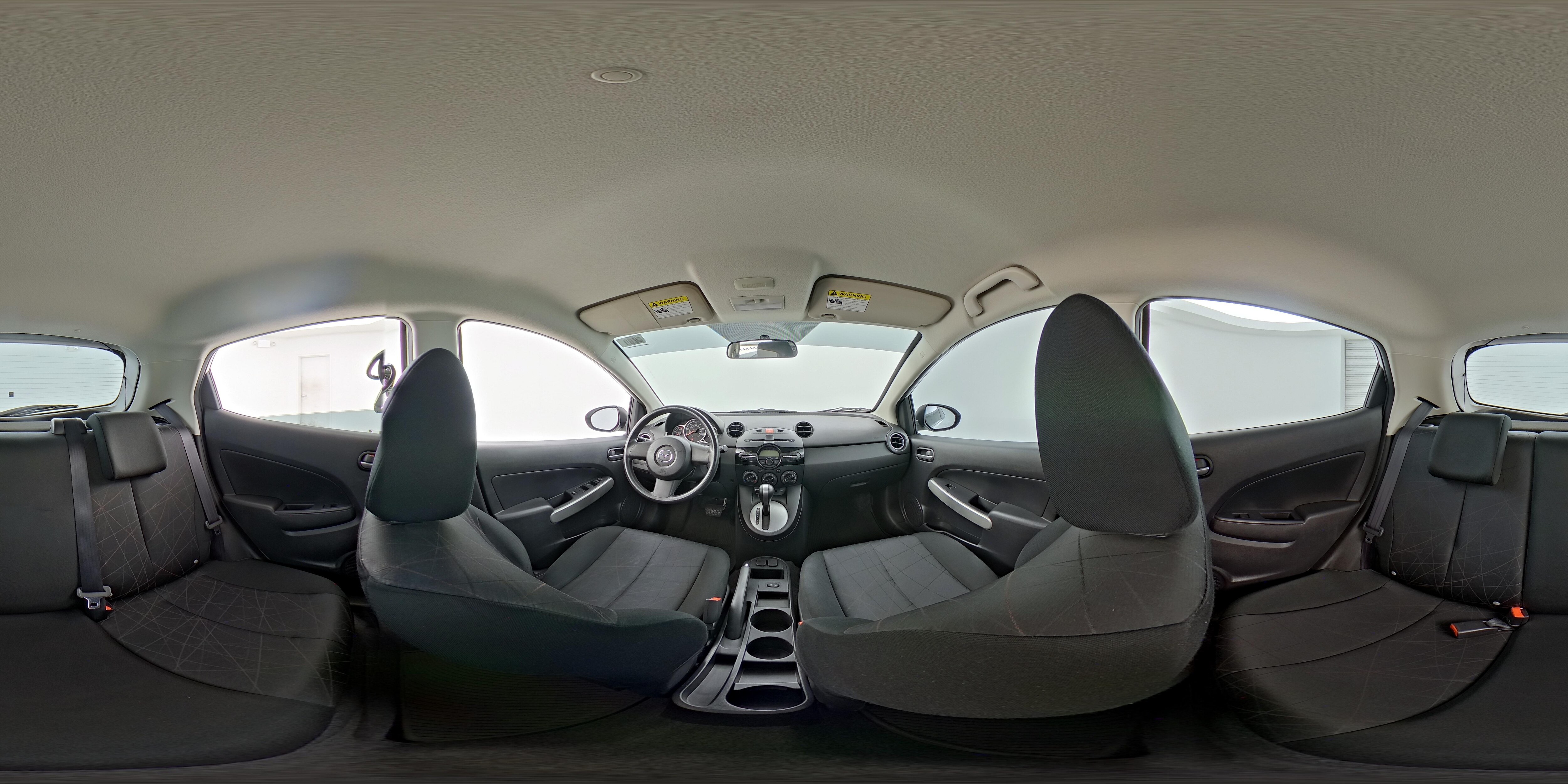 2014 Mazda Mazda2 Sport - Photo 23
