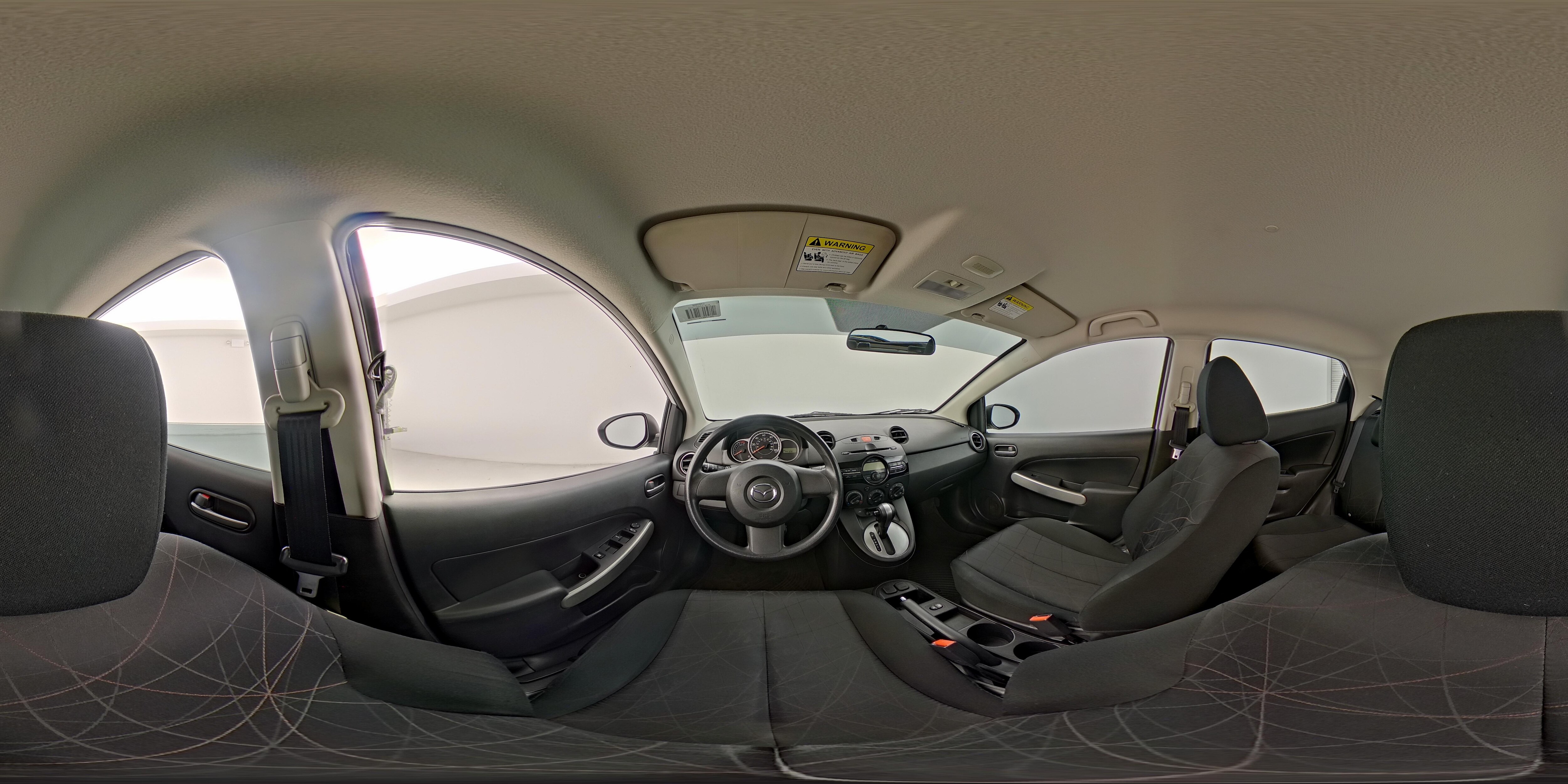 2014 Mazda Mazda2 Sport - Photo 25