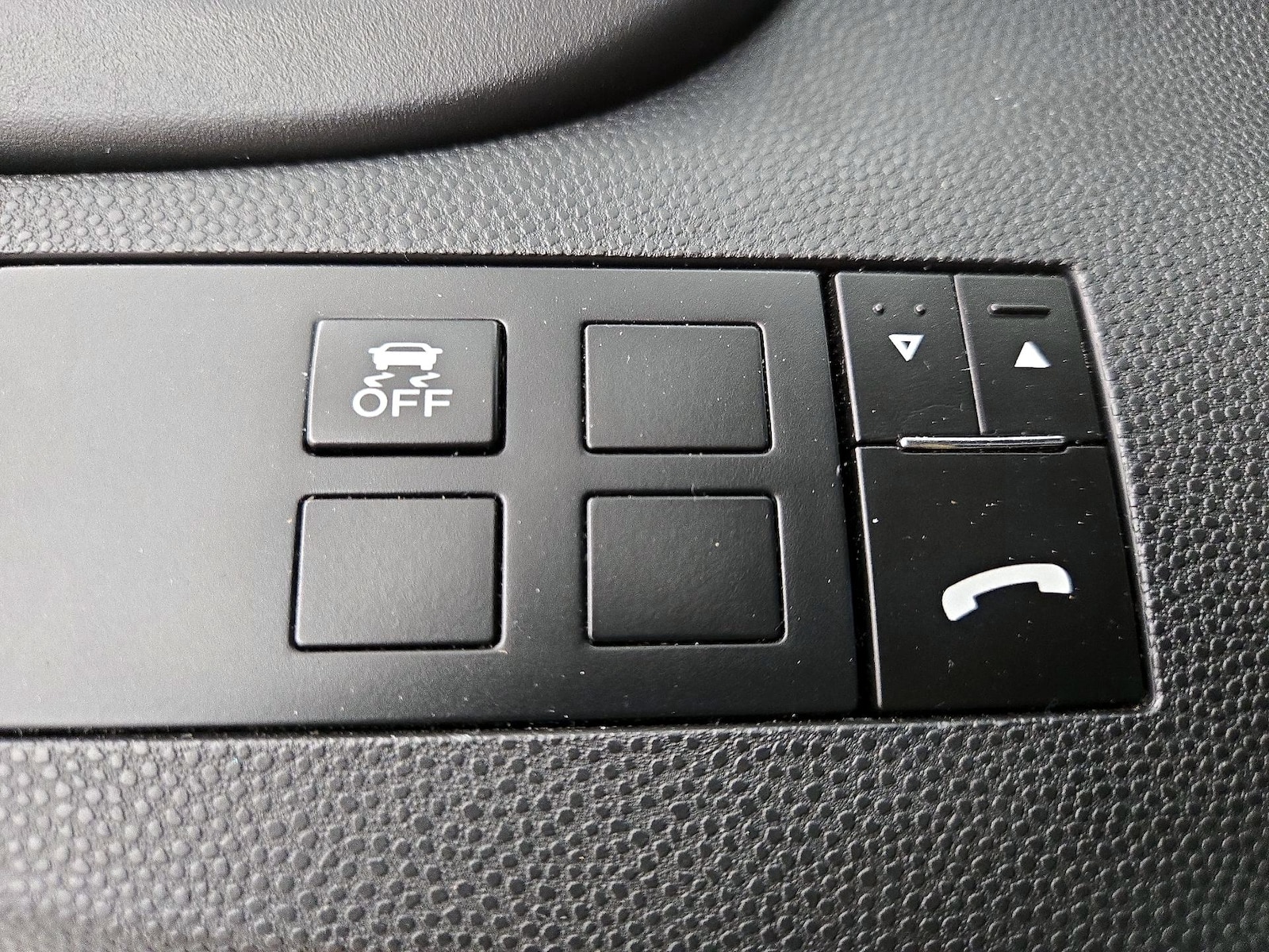 2014 Mazda Mazda2 Sport - Photo 14