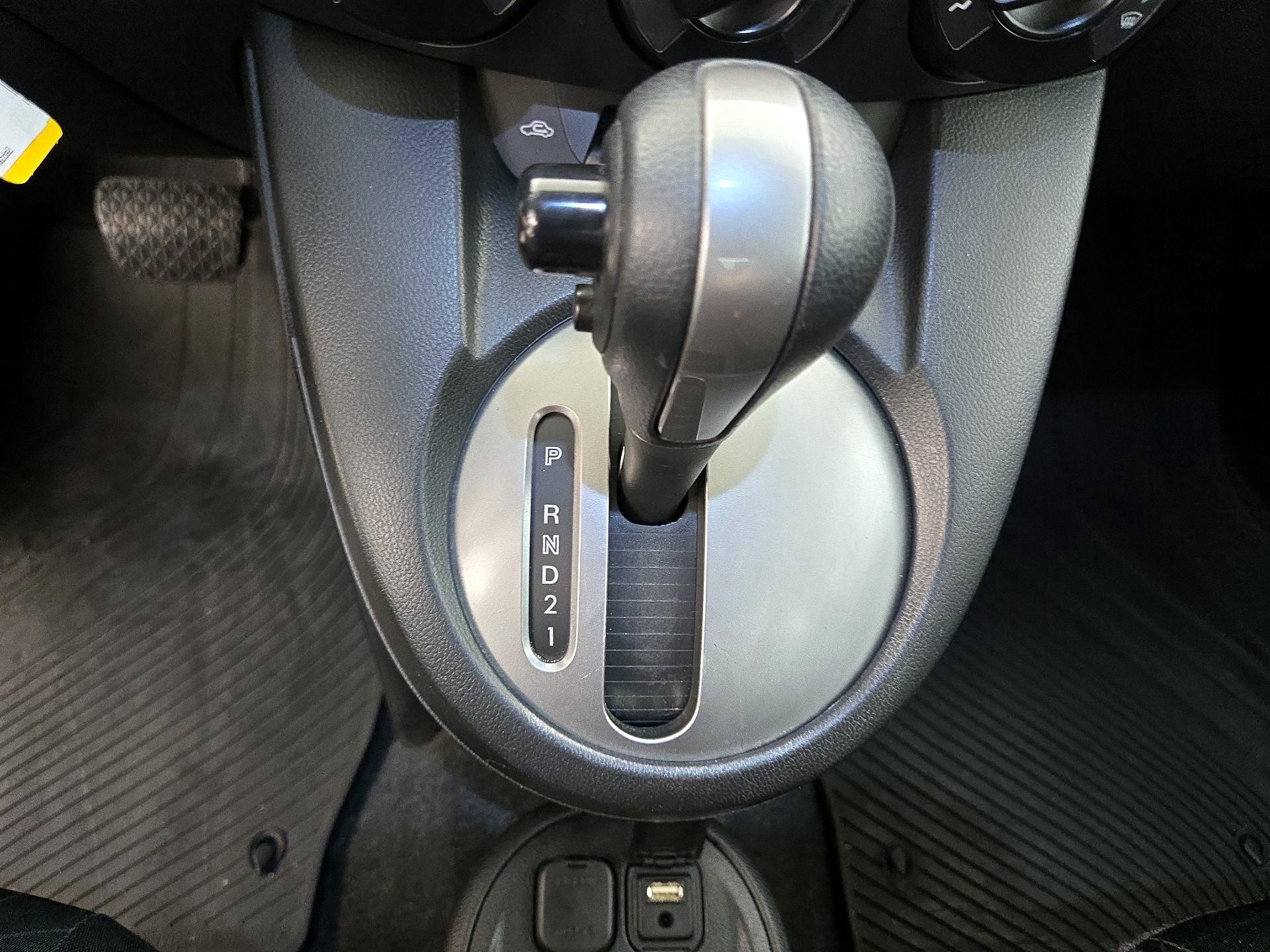 Thumbnail: 2014 Mazda Mazda2 - 16