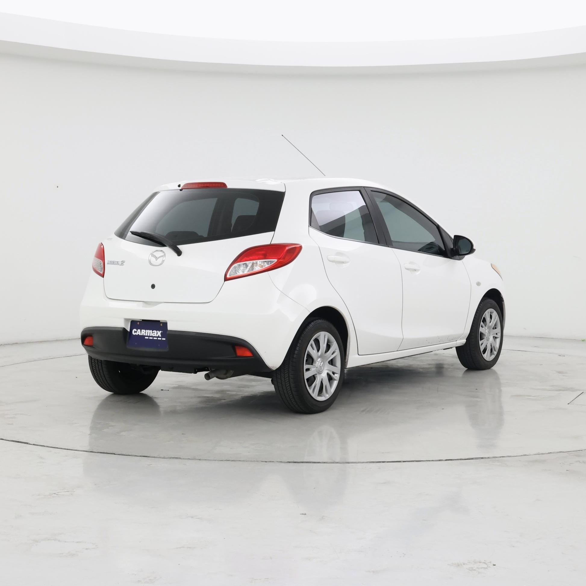 Thumbnail: 2014 Mazda Mazda2 - 8
