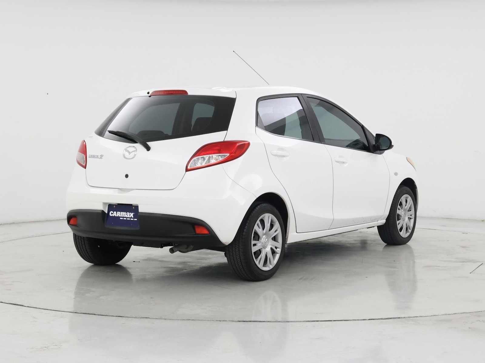 2014 Mazda Mazda2 Sport - Photo 9