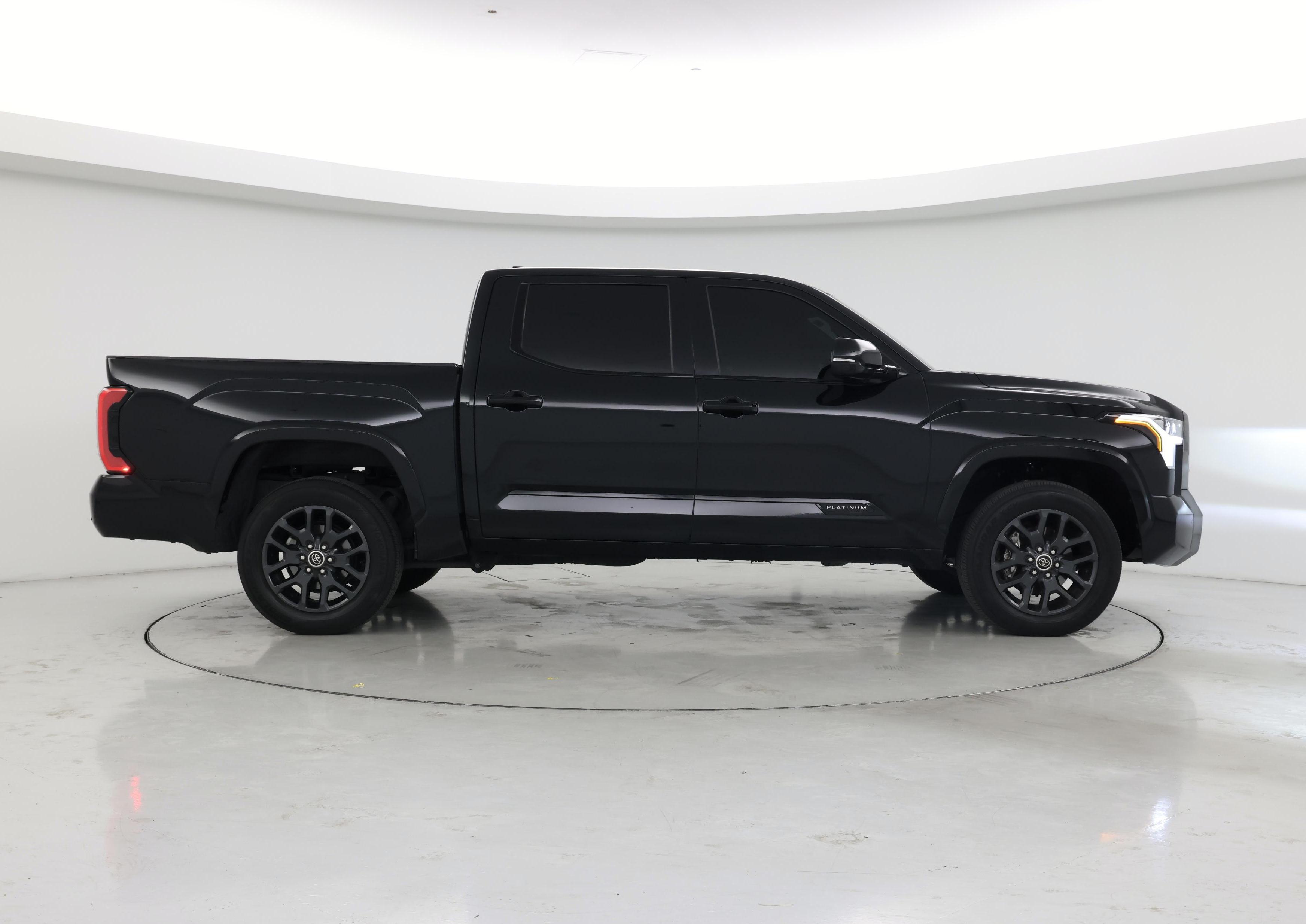 Thumbnail: 2023 Toyota Tundra - 7