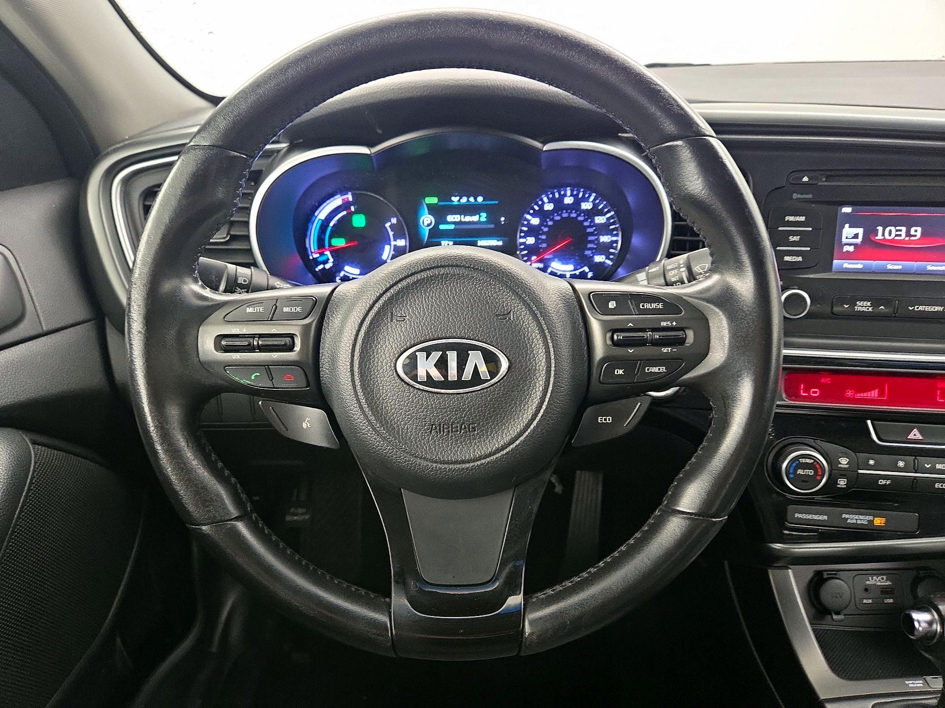 Thumbnail: 2015 Kia Optima - 10