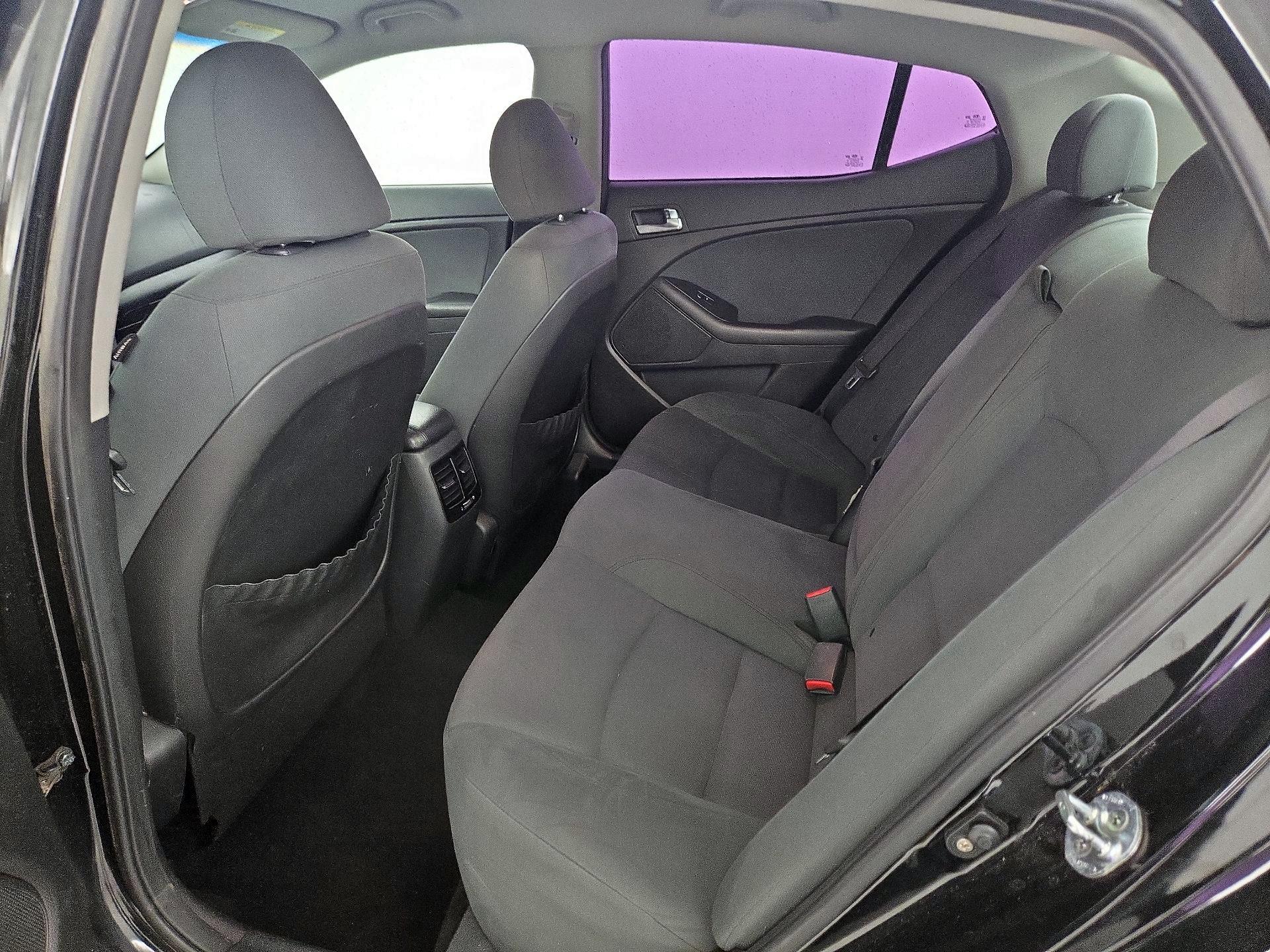 Thumbnail: 2015 Kia Optima - 19