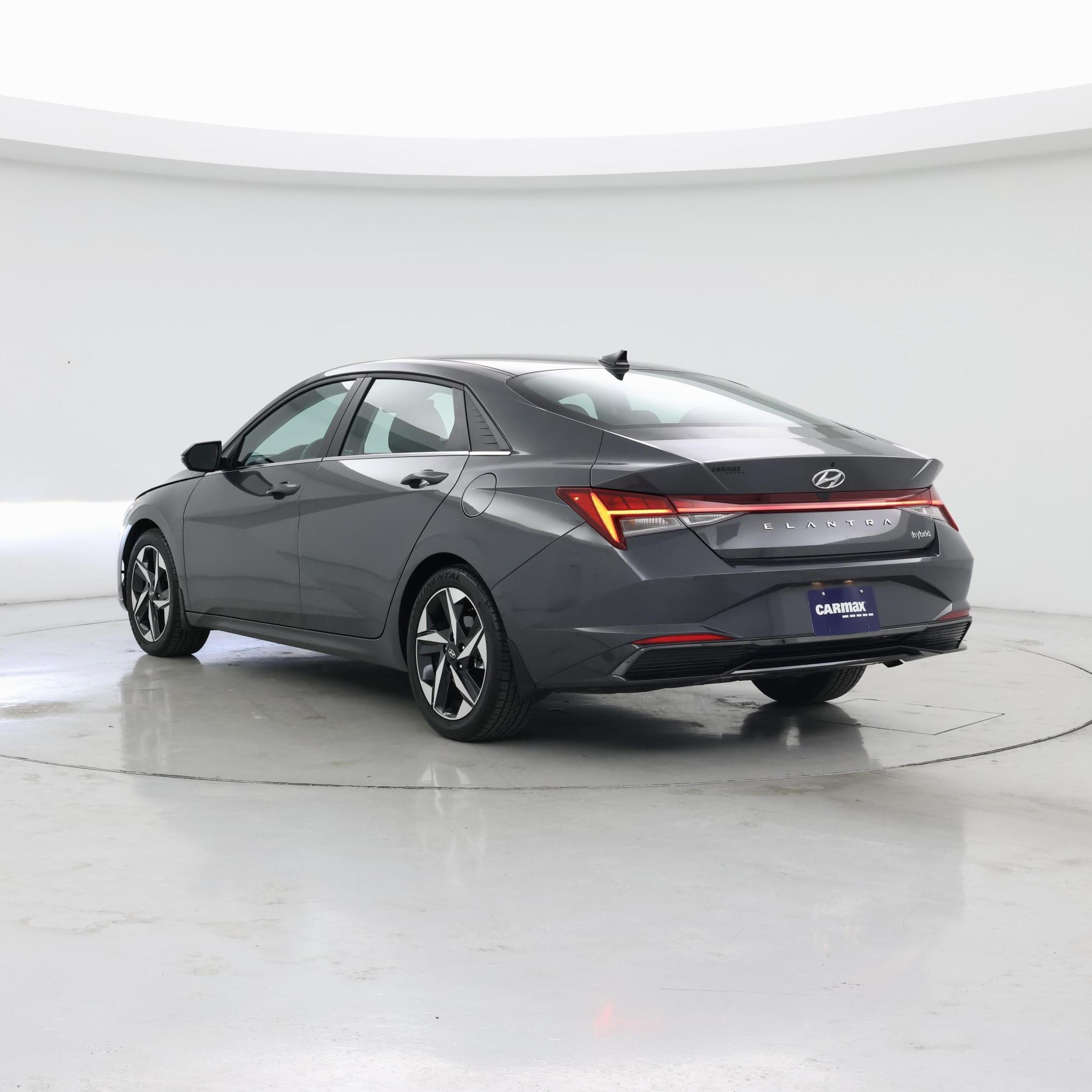 Thumbnail: 2023 Hyundai Elantra - 2