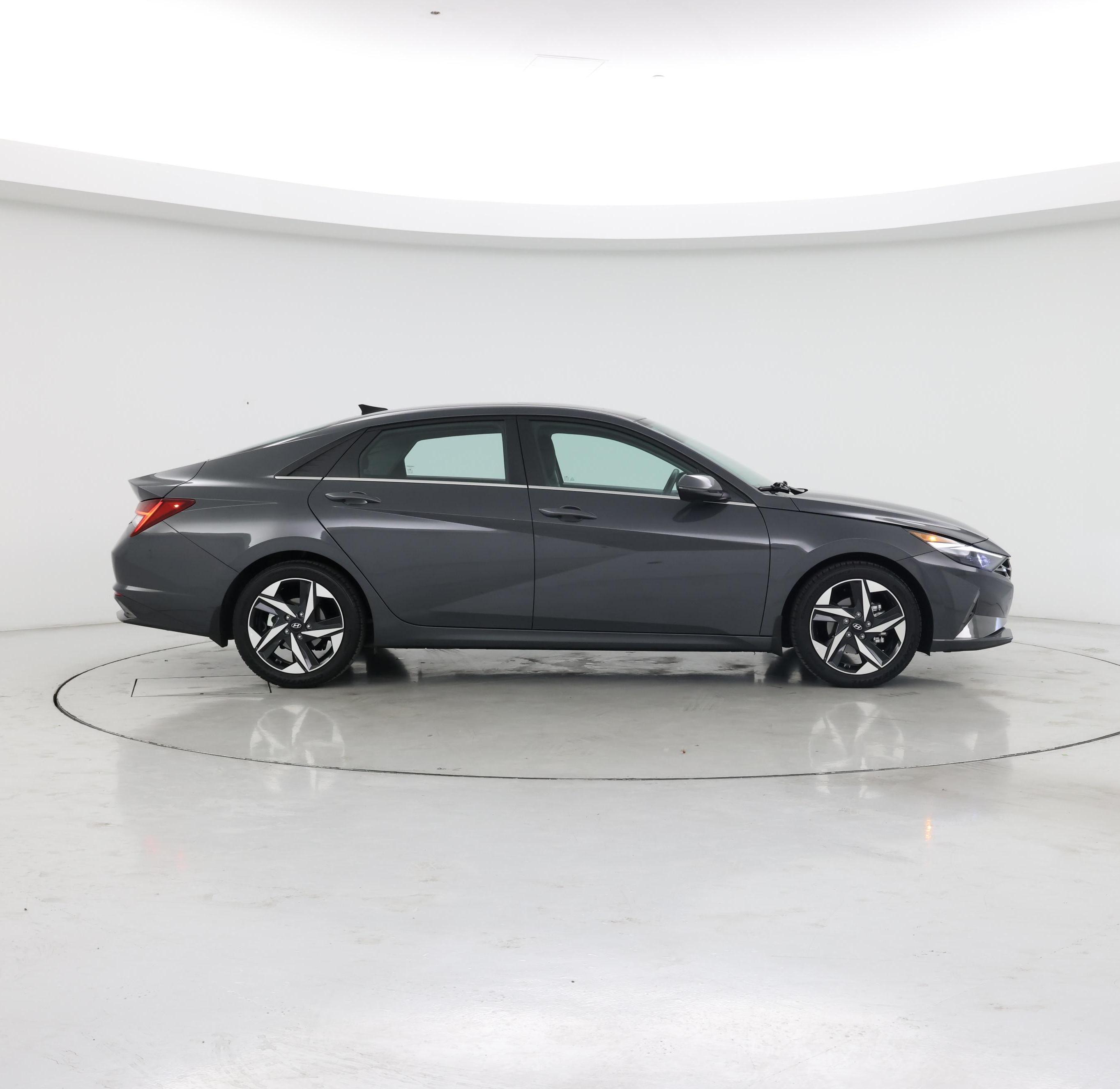 Thumbnail: 2023 Hyundai Elantra - 7