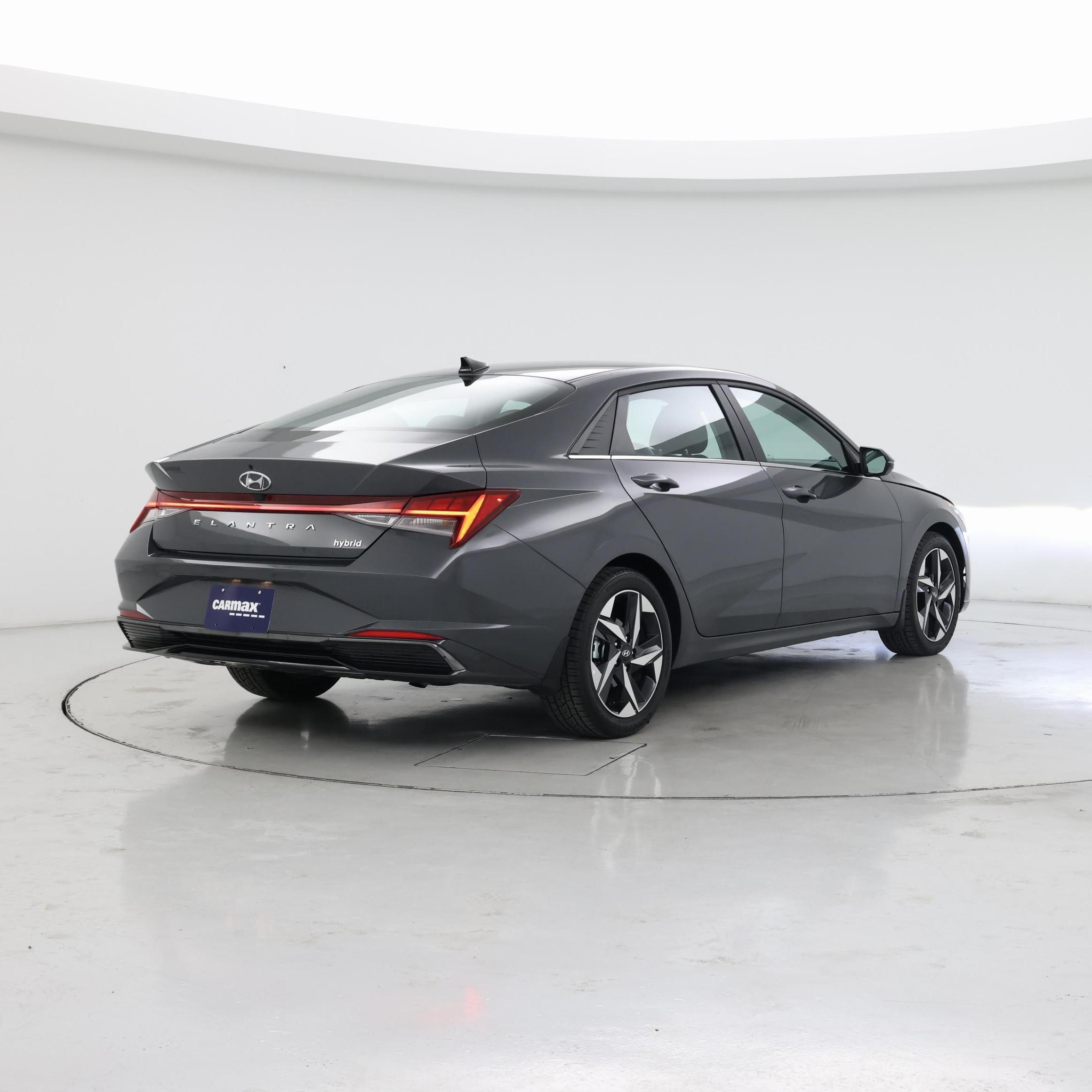 Thumbnail: 2023 Hyundai Elantra - 8