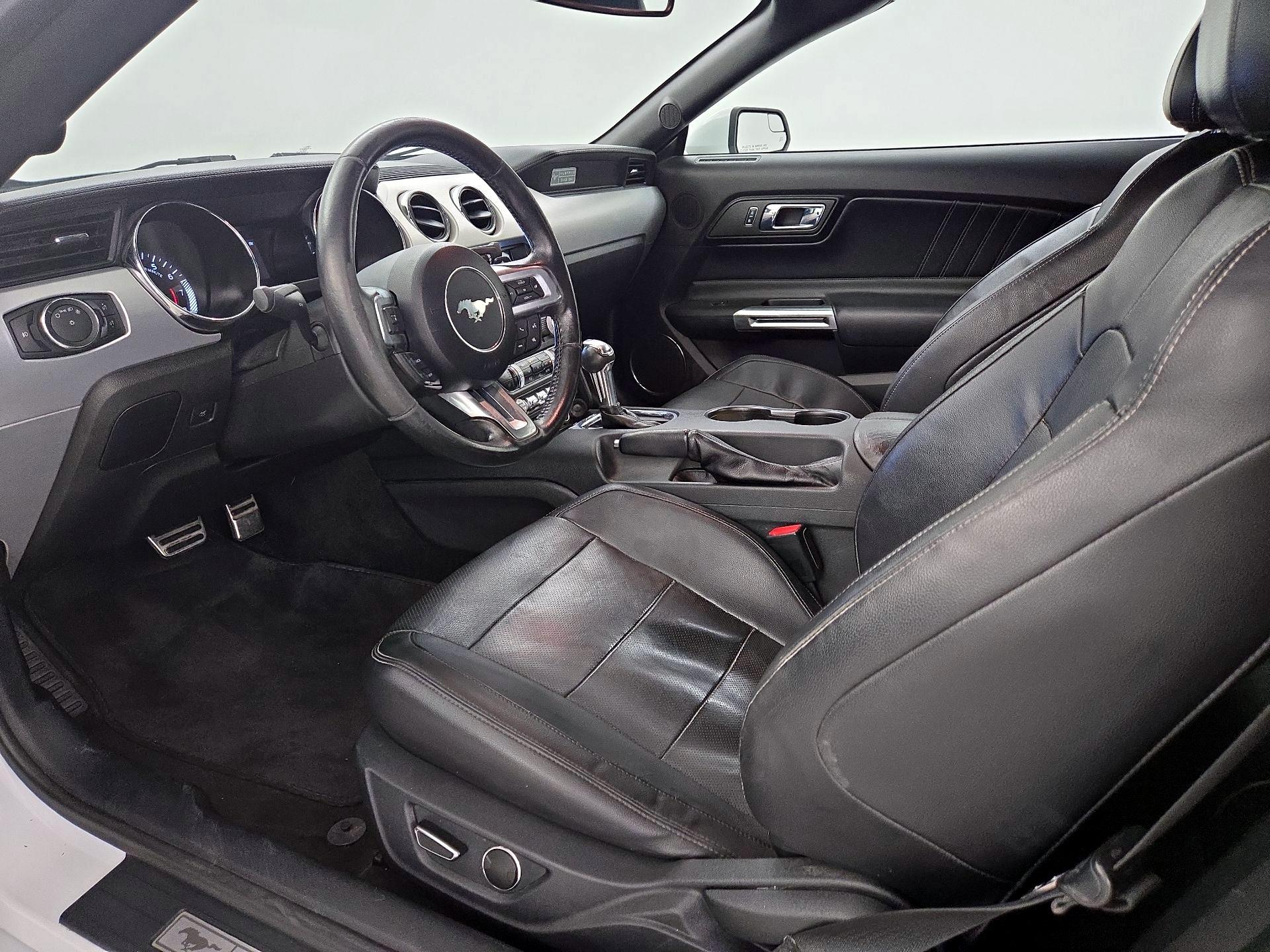Thumbnail: 2016 Ford Mustang - 11