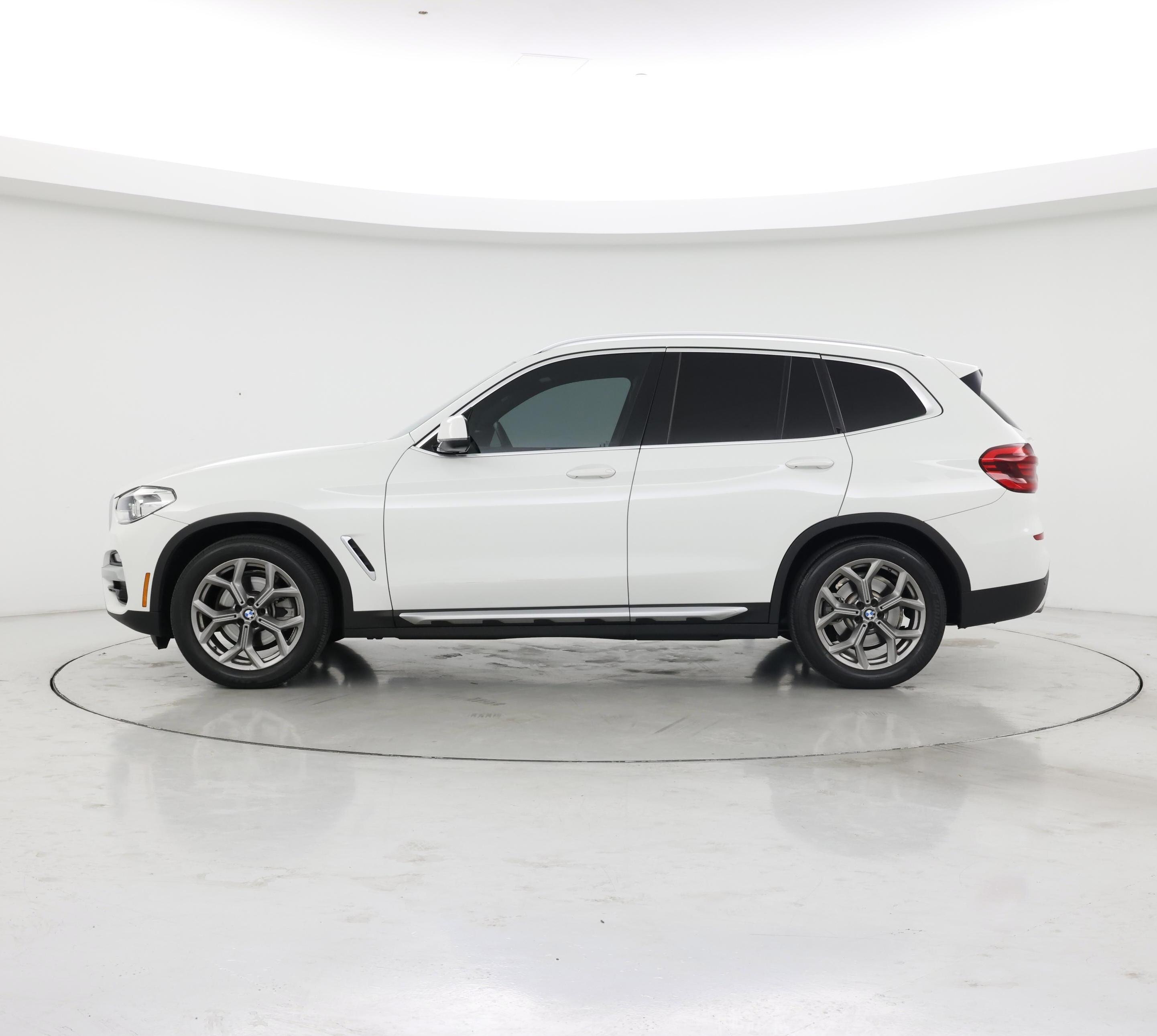 Thumbnail: 2021 BMW X3 - 3