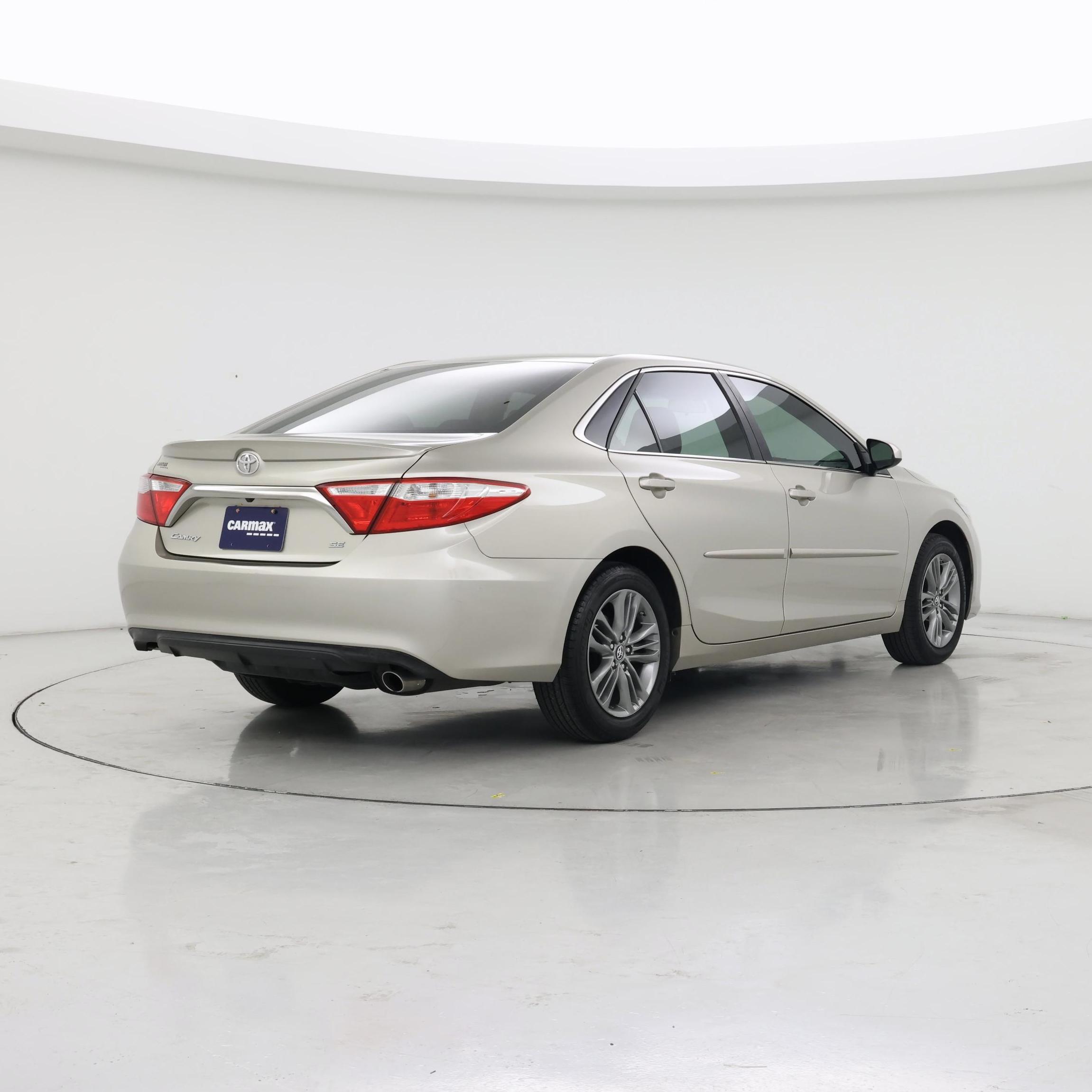 Thumbnail: 2017 Toyota Camry - 8