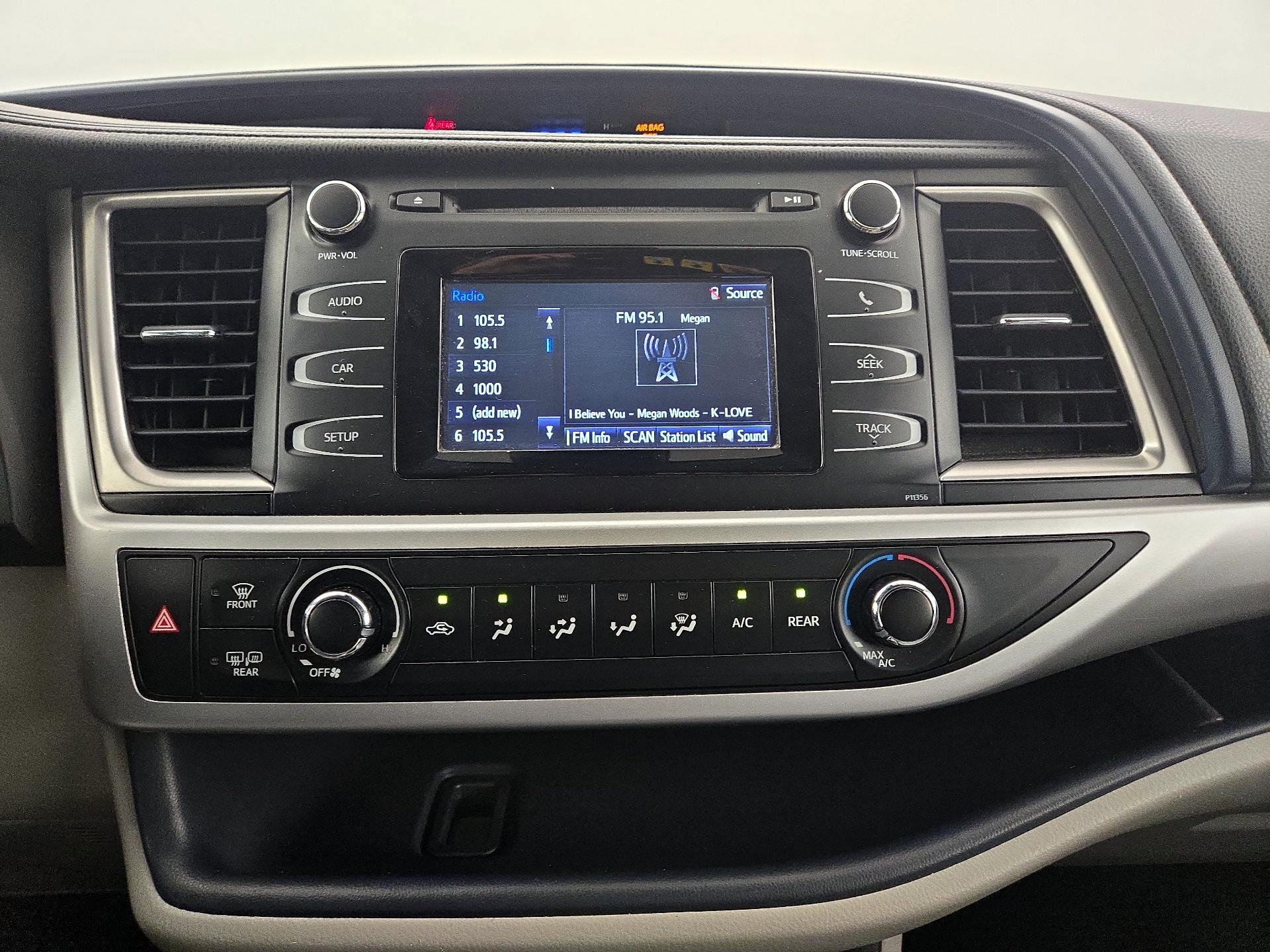 Thumbnail: 2018 Toyota Highlander - 17