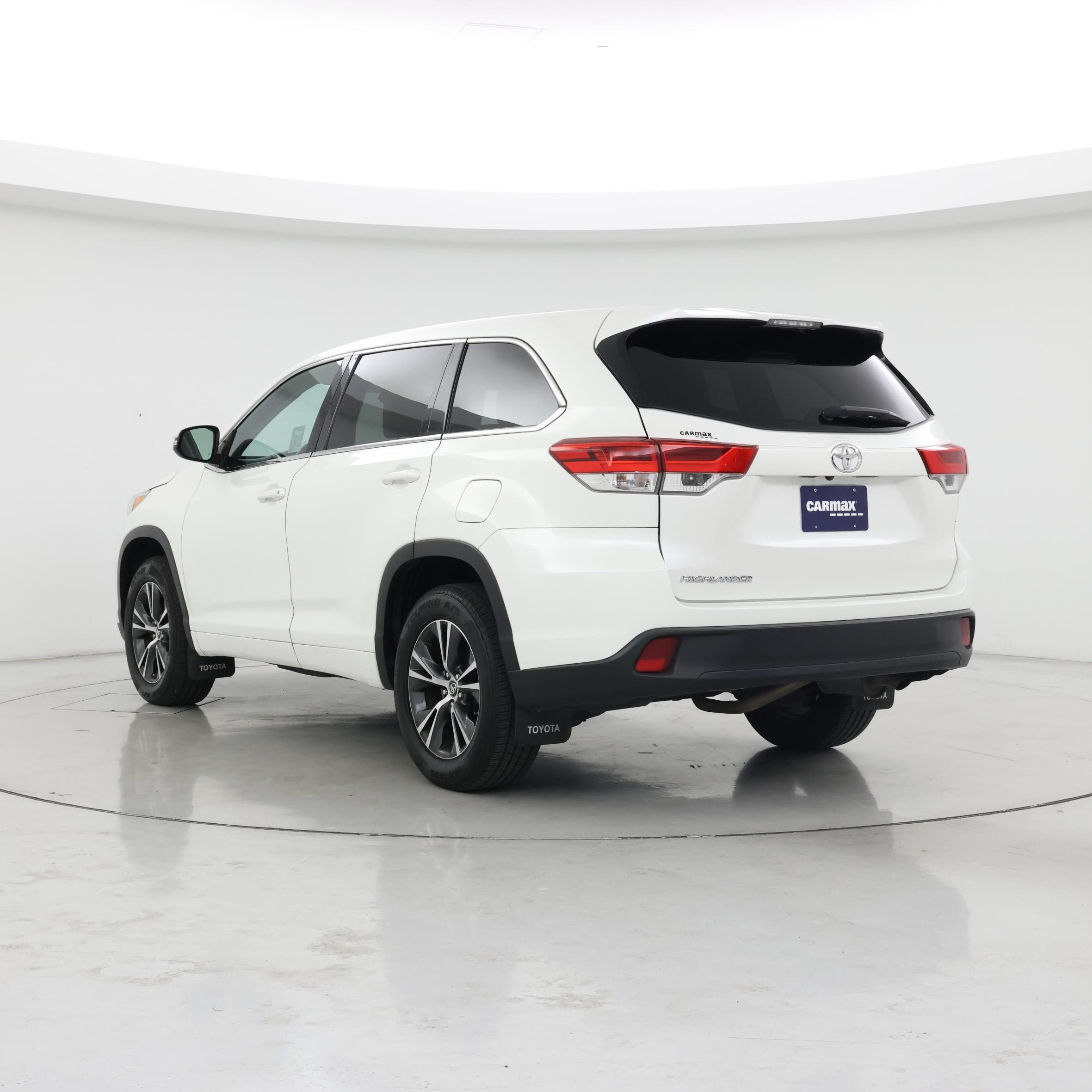 Thumbnail: 2018 Toyota Highlander - 2