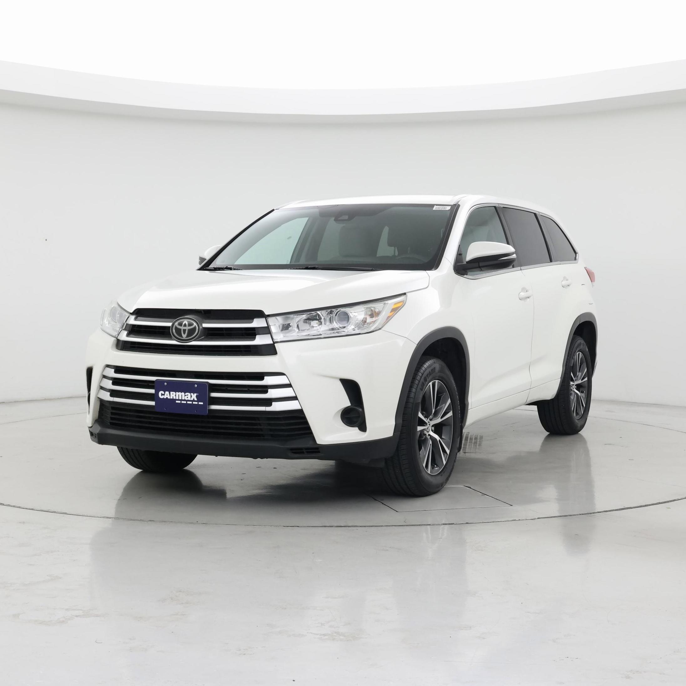 Thumbnail: 2018 Toyota Highlander - 4