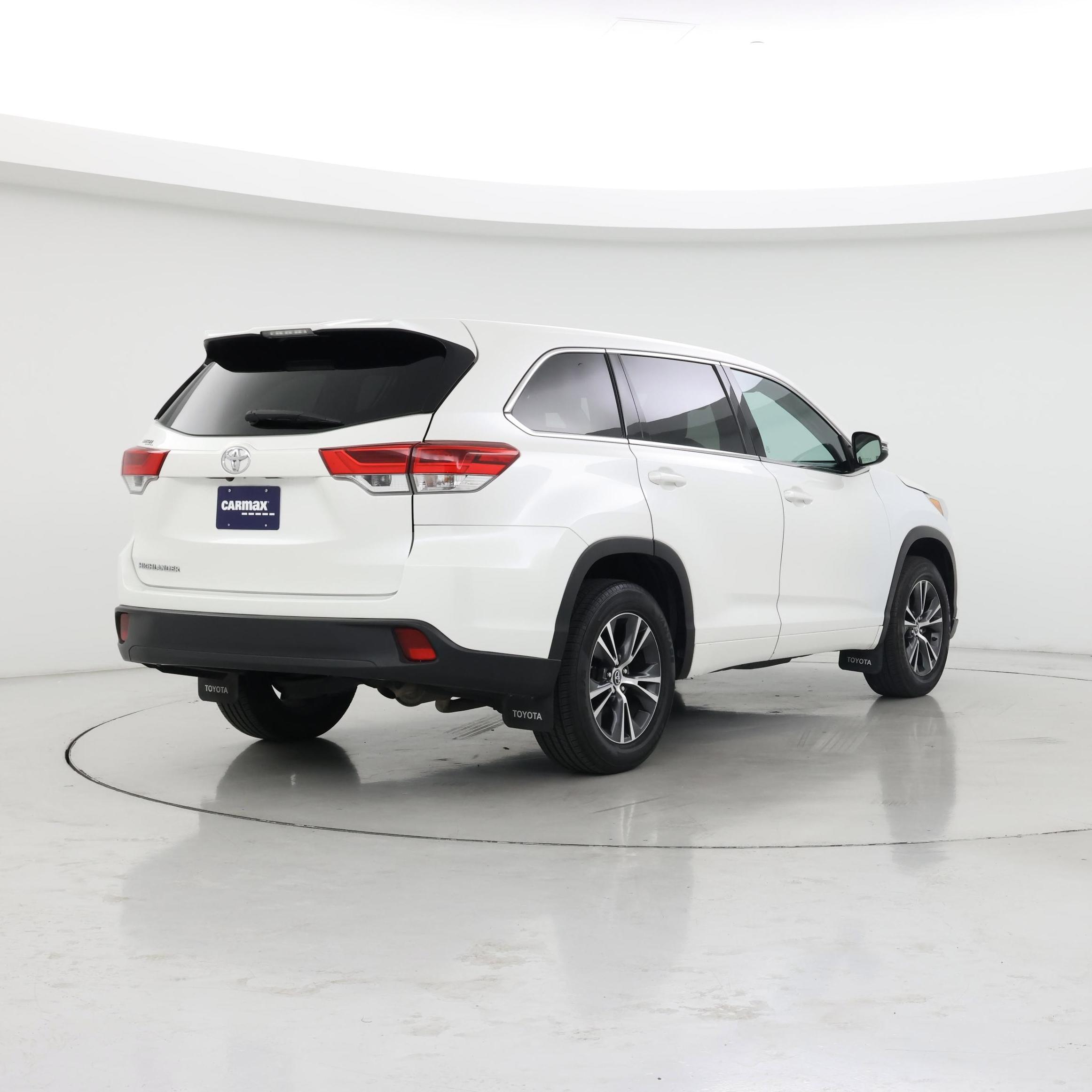 Thumbnail: 2018 Toyota Highlander - 8