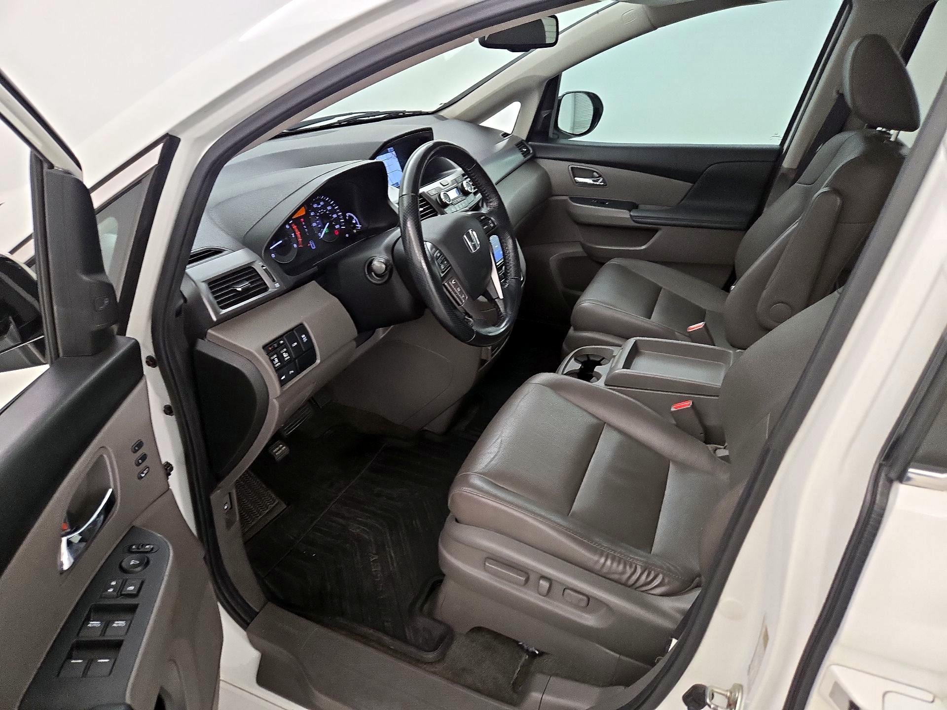 Thumbnail: 2014 Honda Odyssey - 11