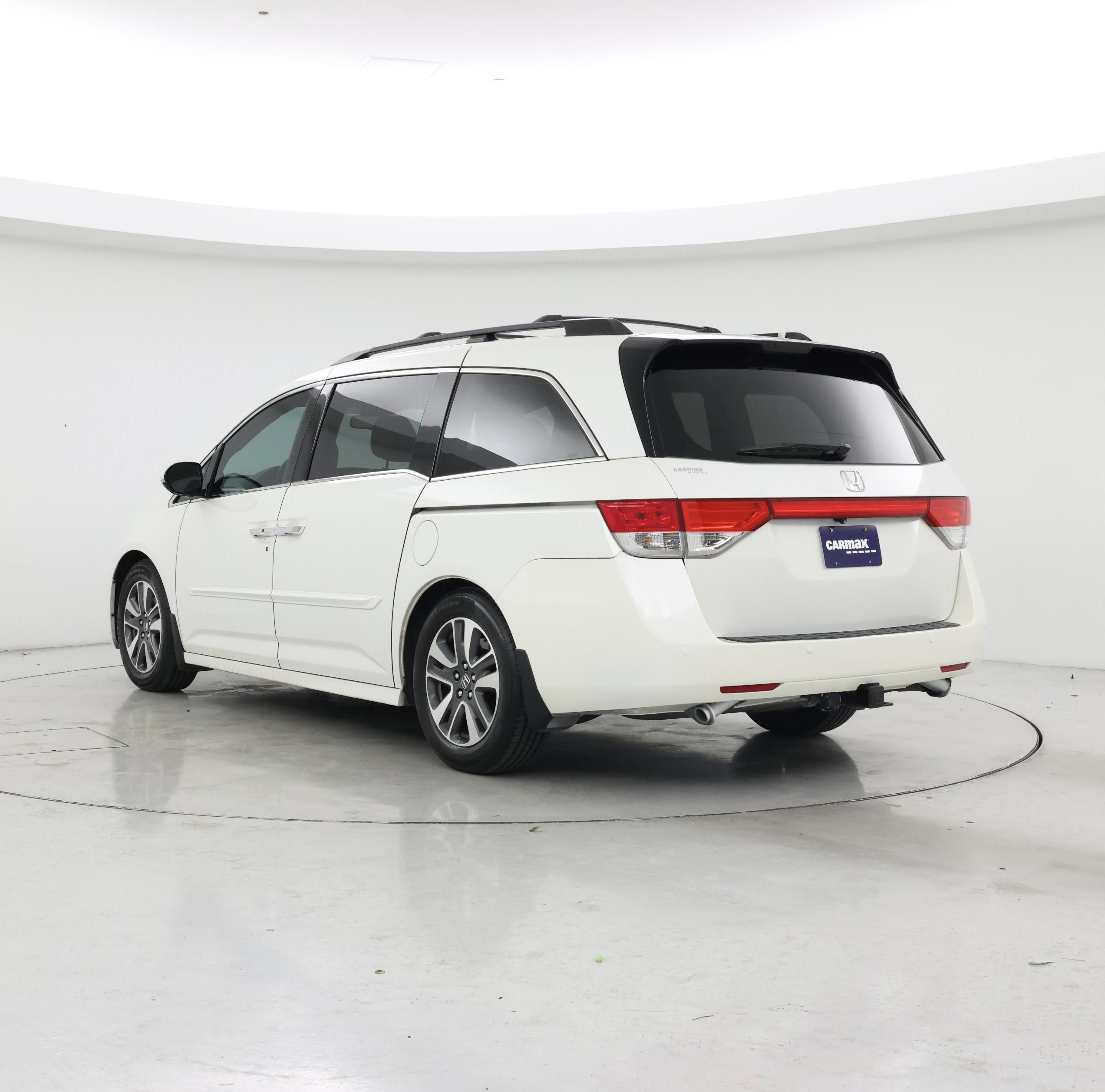 Thumbnail: 2014 Honda Odyssey - 2