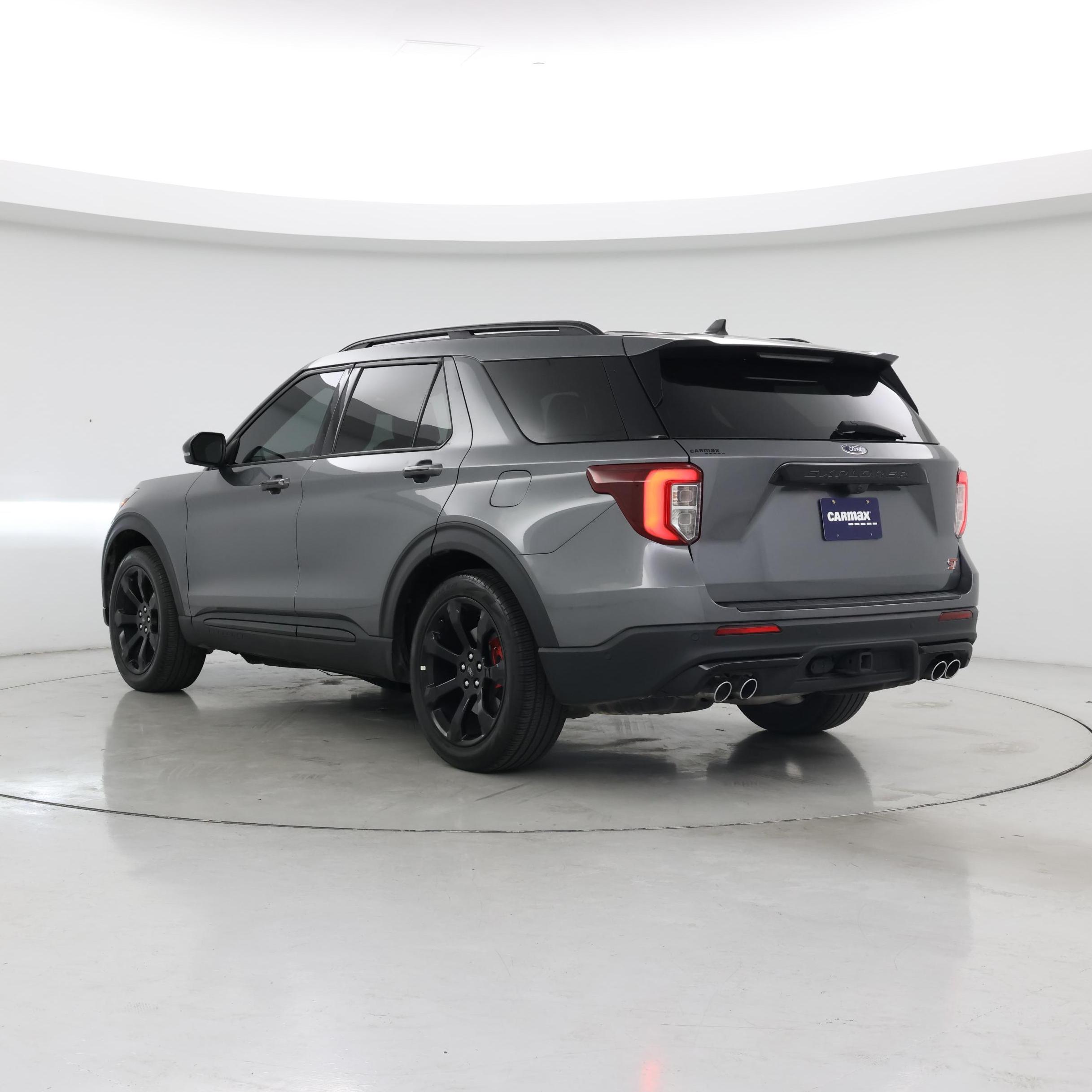 Thumbnail: 2022 Ford Explorer - 2