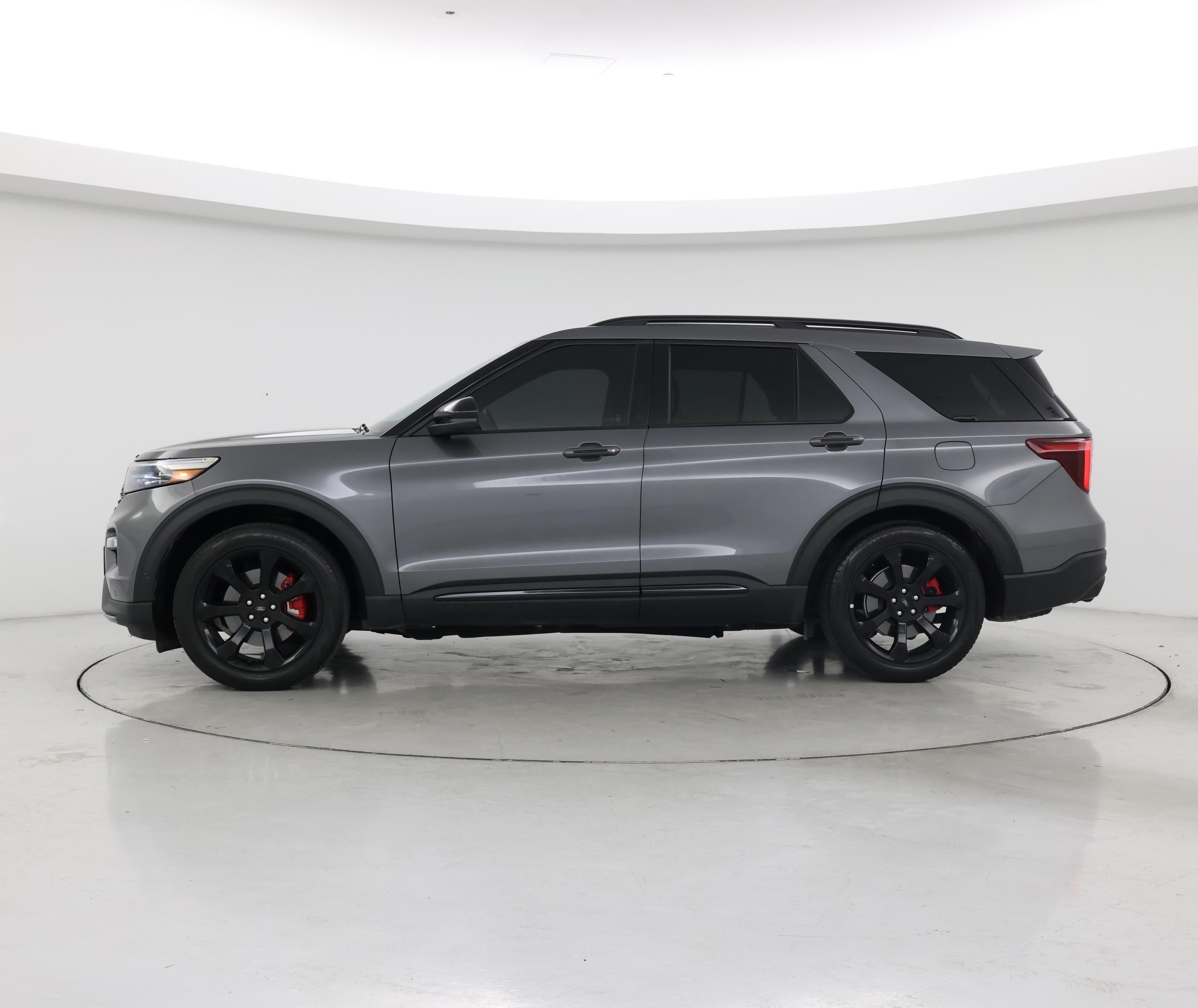 Thumbnail: 2022 Ford Explorer - 3