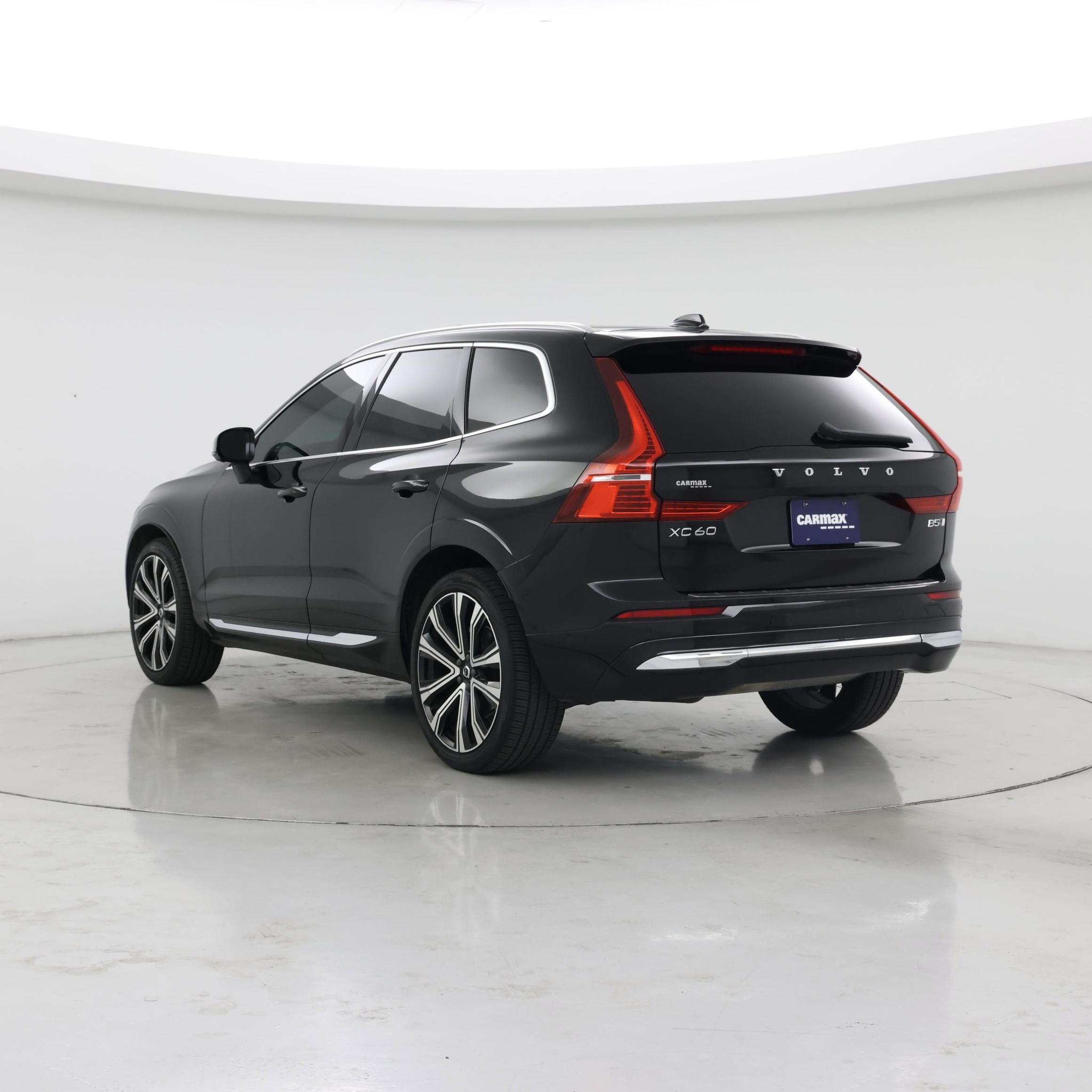 Thumbnail: 2023 Volvo XC60 - 2