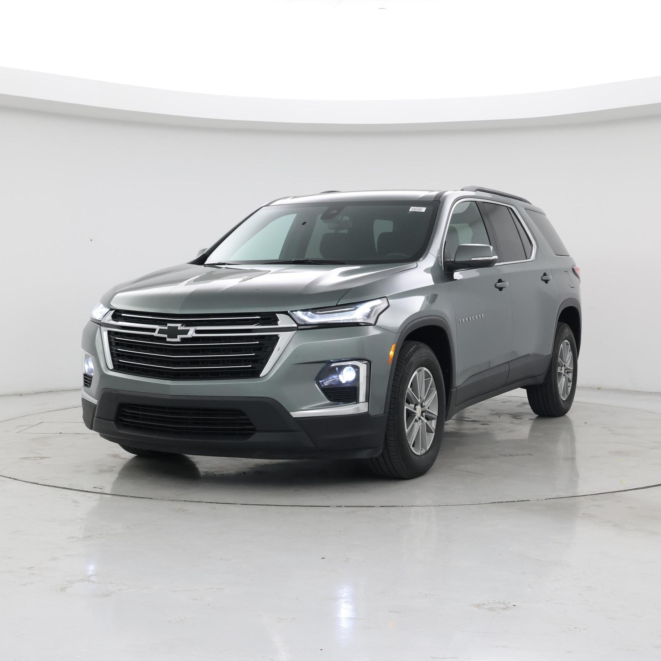 Thumbnail: 2023 Chevrolet Traverse - 4