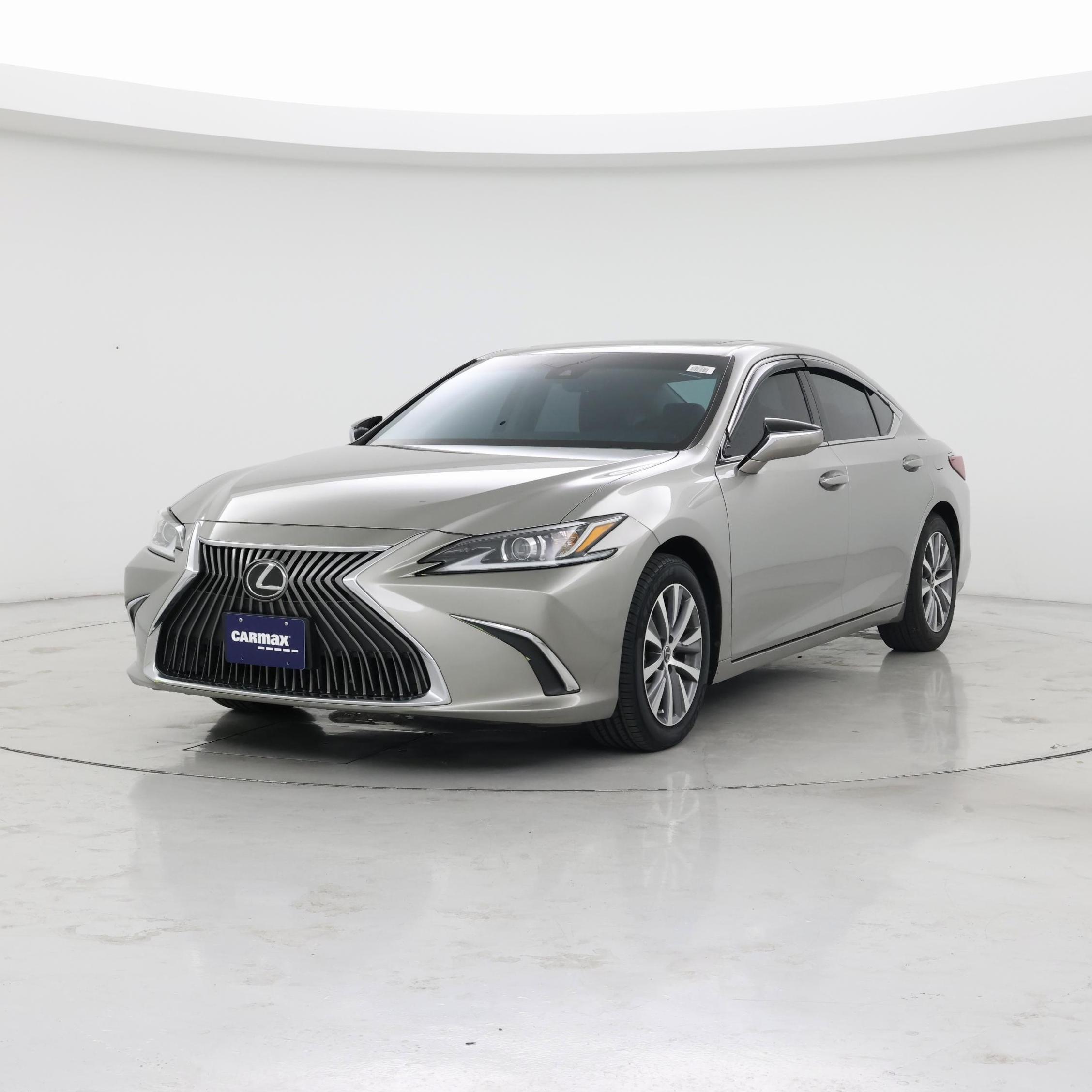 Thumbnail: 2021 Lexus ES - 4