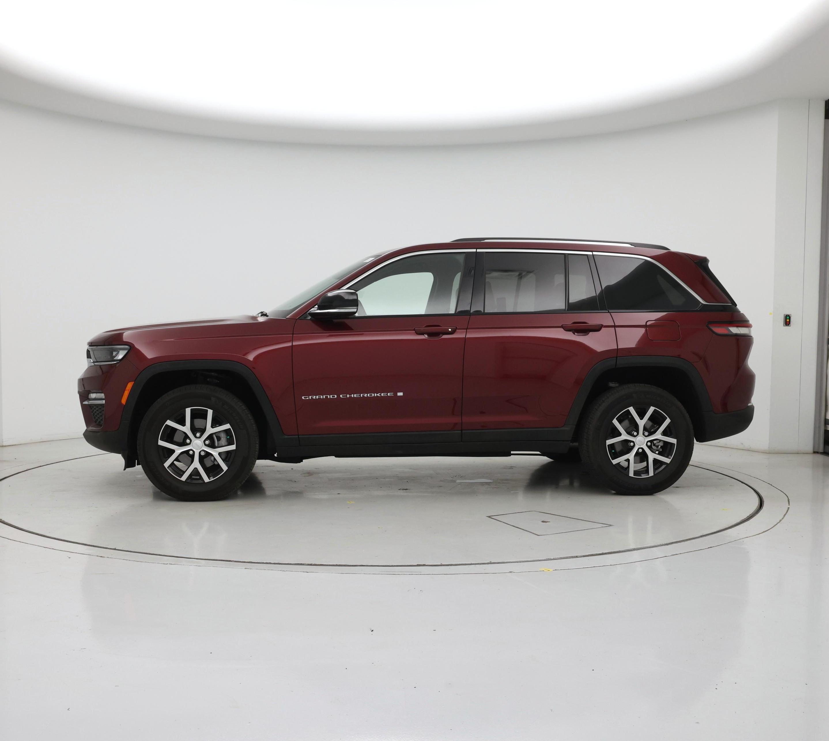 Thumbnail: 2023 Jeep Grand Cherokee - 3