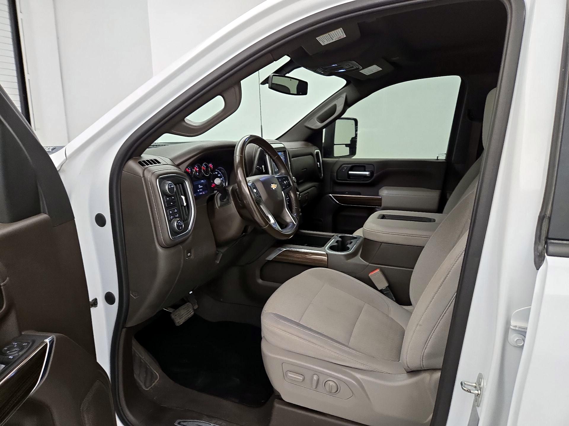 Thumbnail: 2021 Chevrolet Silverado 3500 - 9