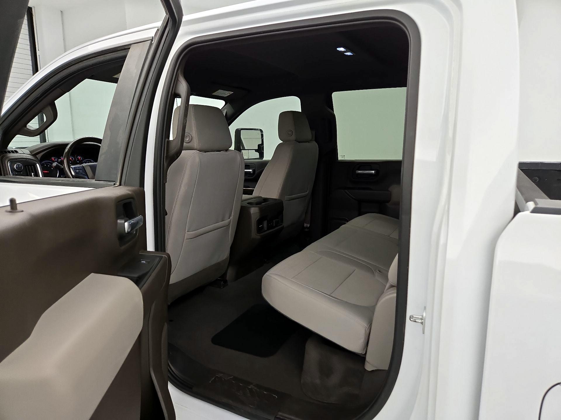 Thumbnail: 2021 Chevrolet Silverado 3500 - 17