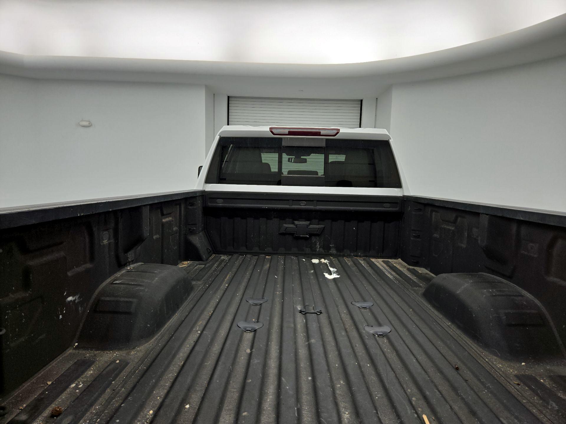 Thumbnail: 2021 Chevrolet Silverado 3500 - 18