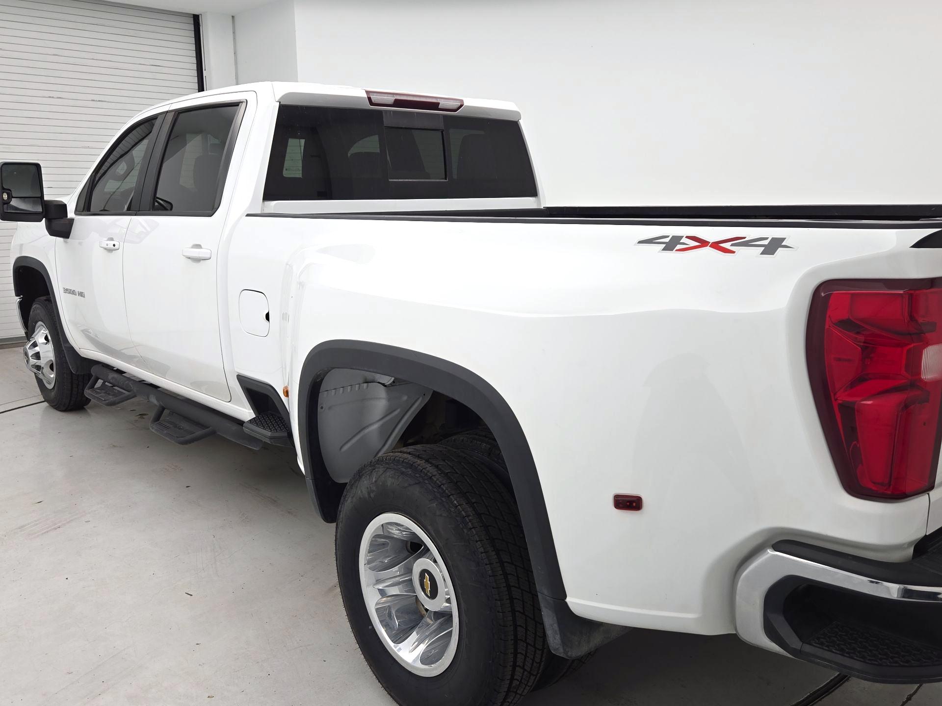 Thumbnail: 2021 Chevrolet Silverado 3500 - 7