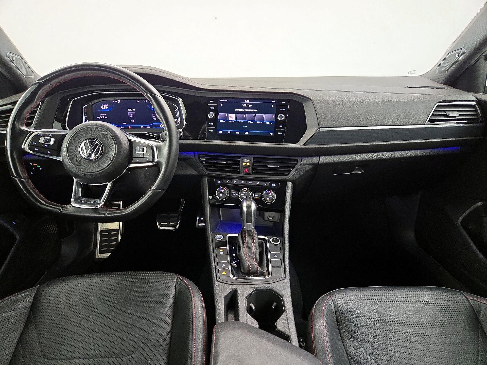 Thumbnail: 2019 Volkswagen Jetta - 9