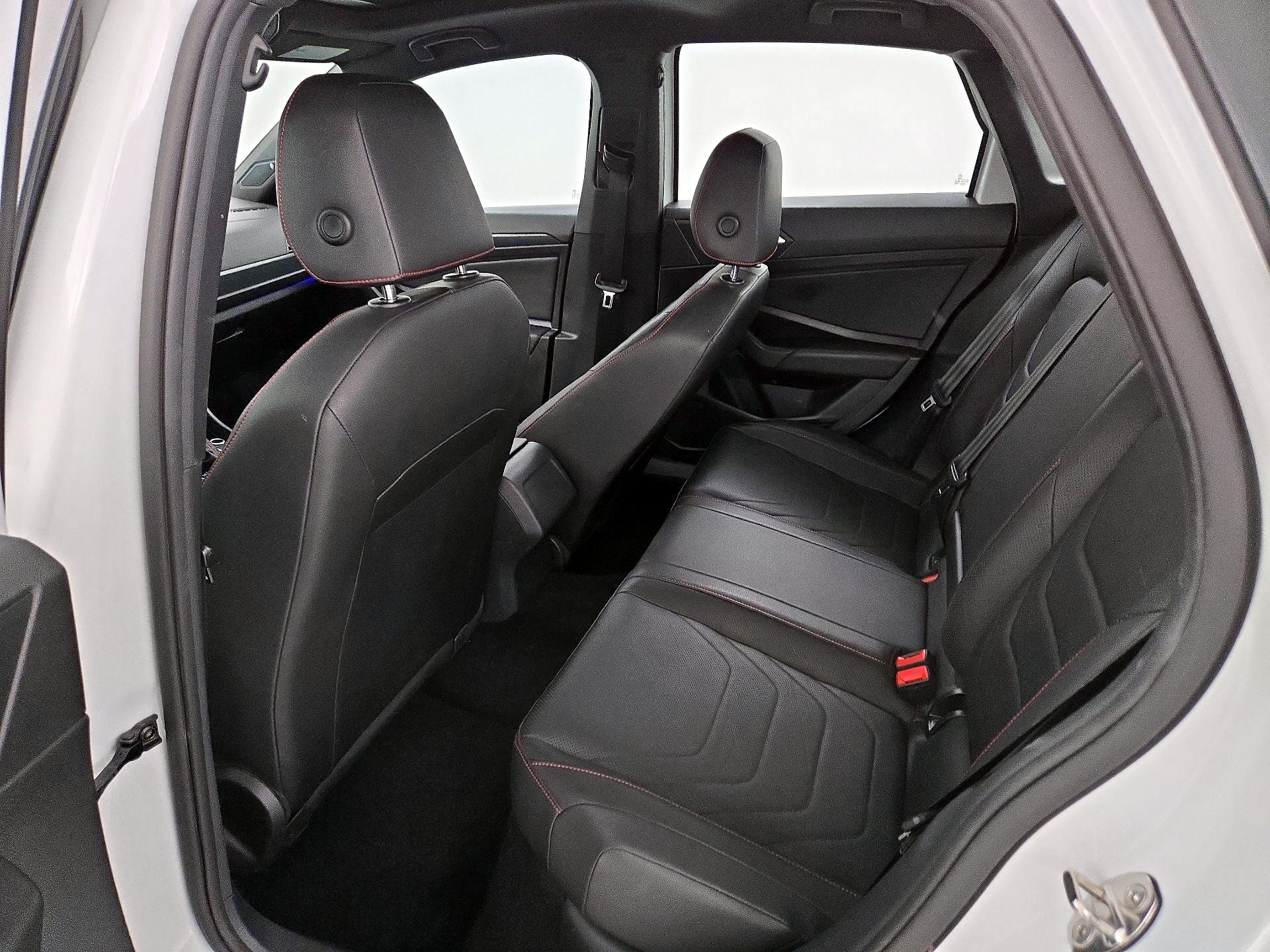 Thumbnail: 2019 Volkswagen Jetta - 20
