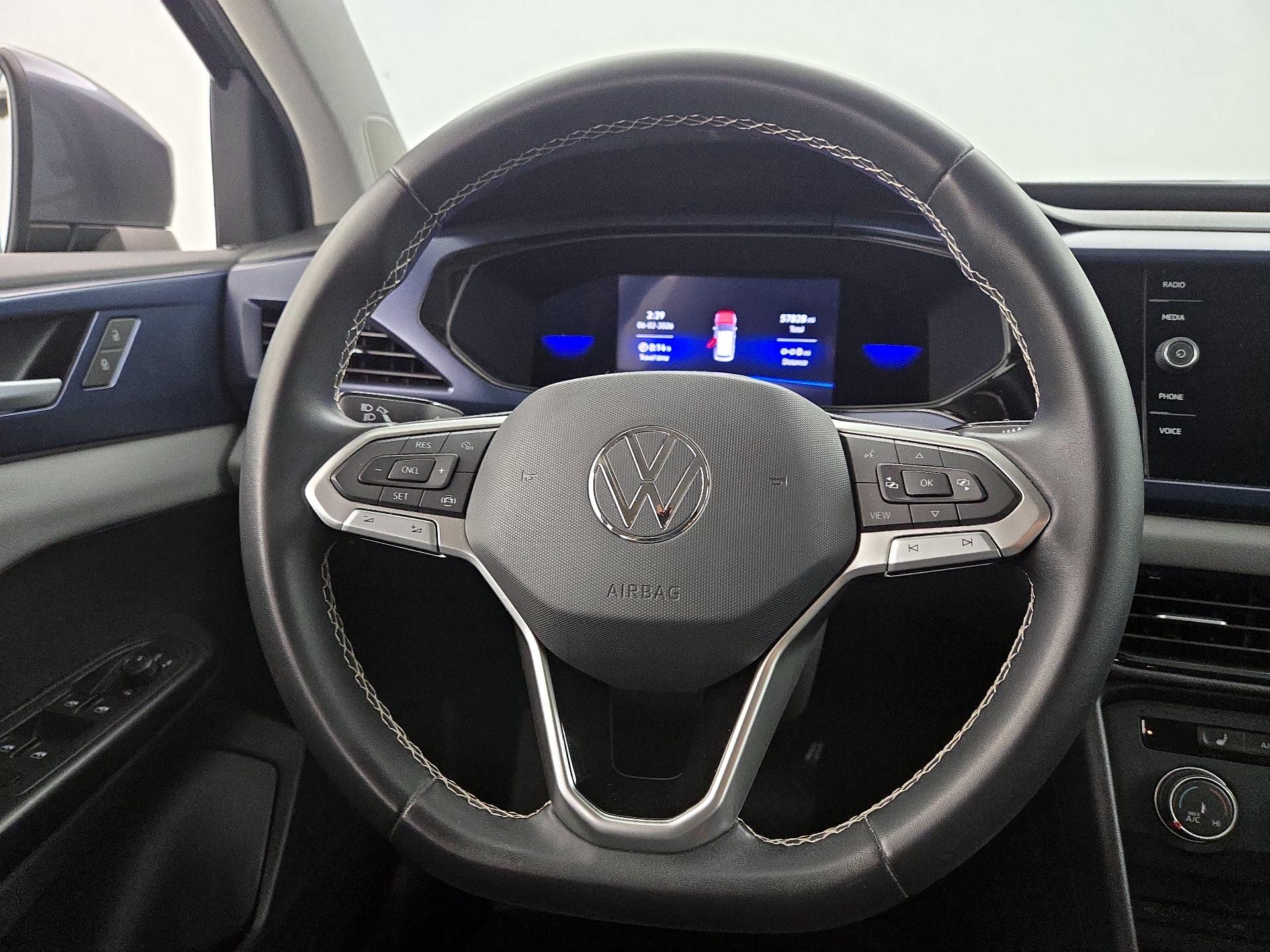 Thumbnail: 2022 Volkswagen Taos - 10