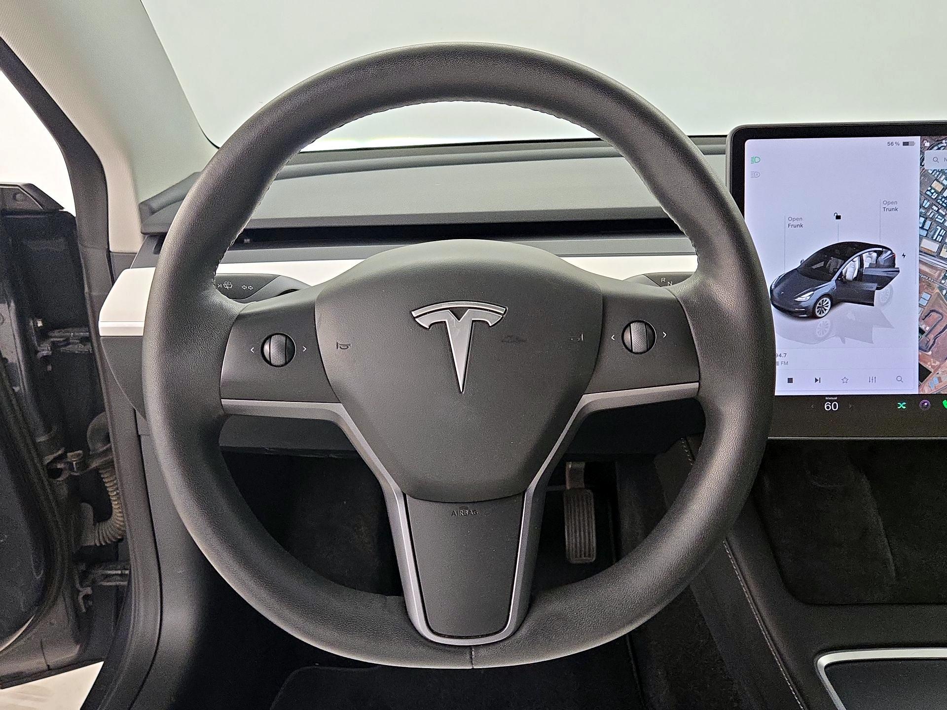 Thumbnail: 2023 Tesla Model 3 - 10