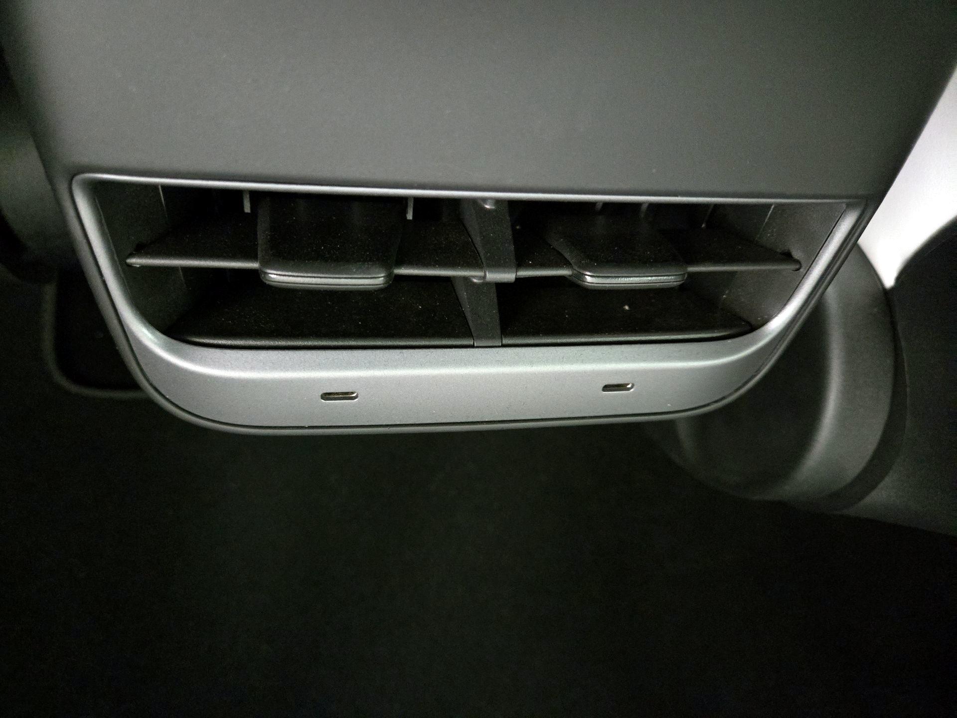 Thumbnail: 2023 Tesla Model 3 - 18