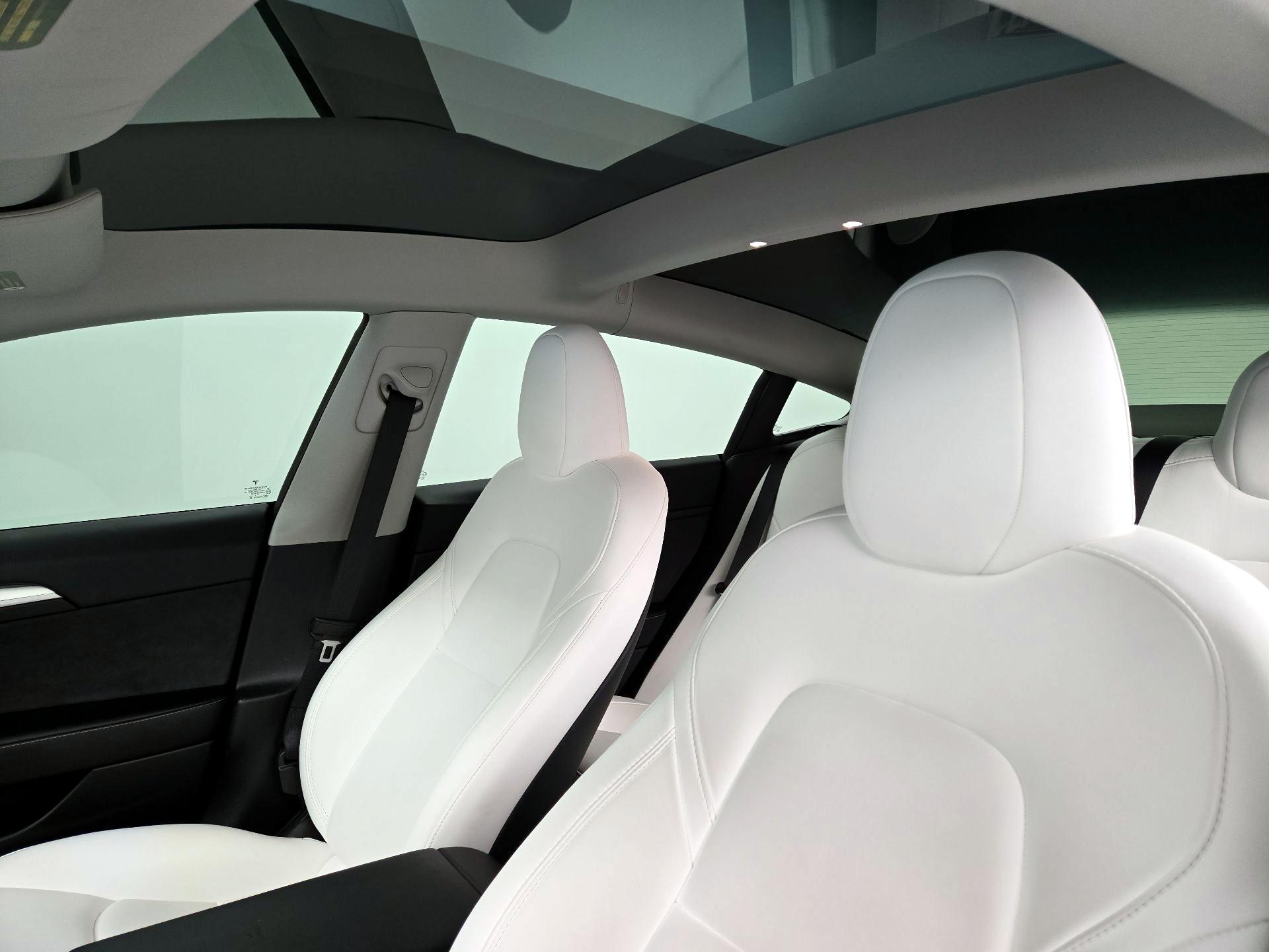 Thumbnail: 2023 Tesla Model 3 - 19
