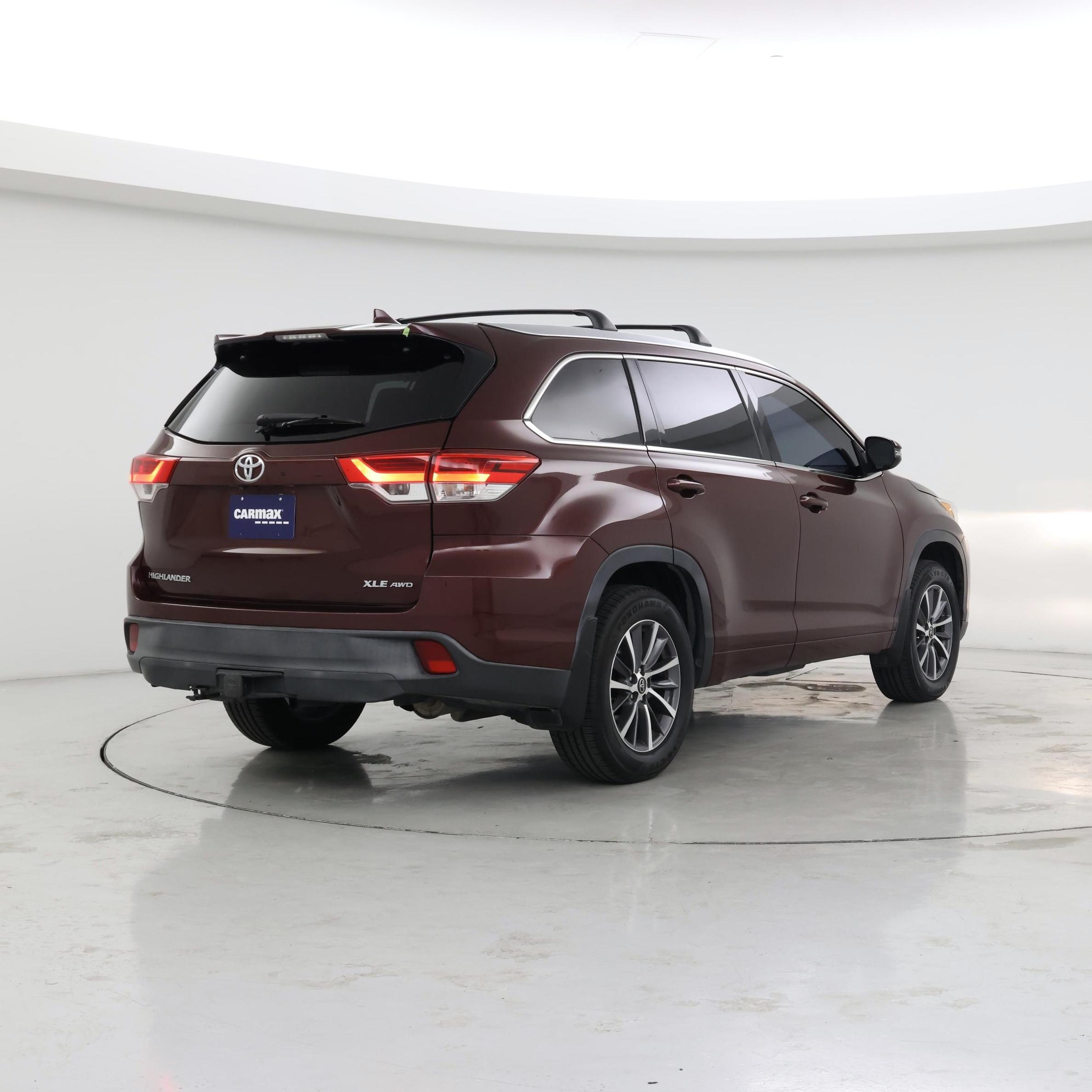 Thumbnail: 2018 Toyota Highlander - 8