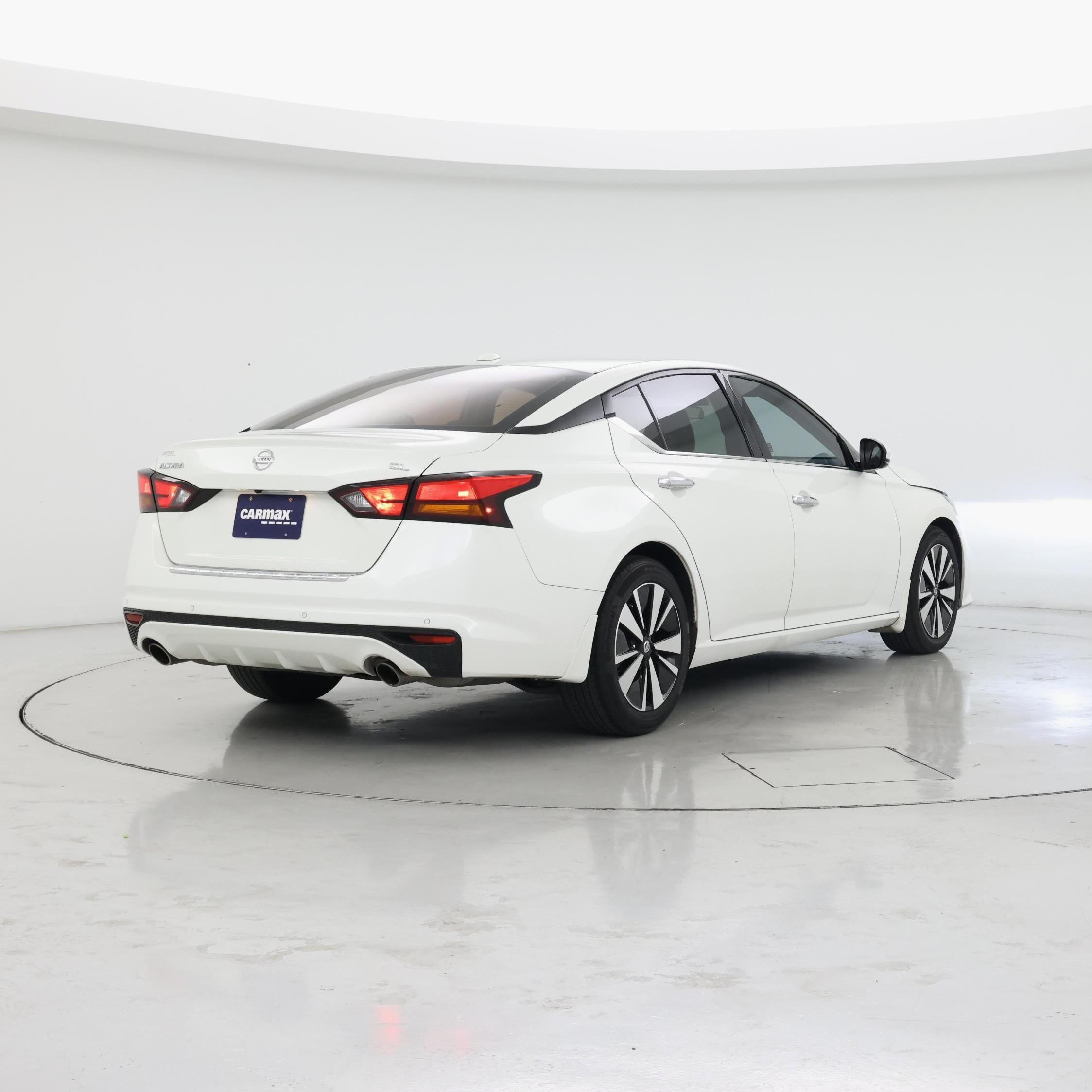 Thumbnail: 2021 Nissan Altima - 8