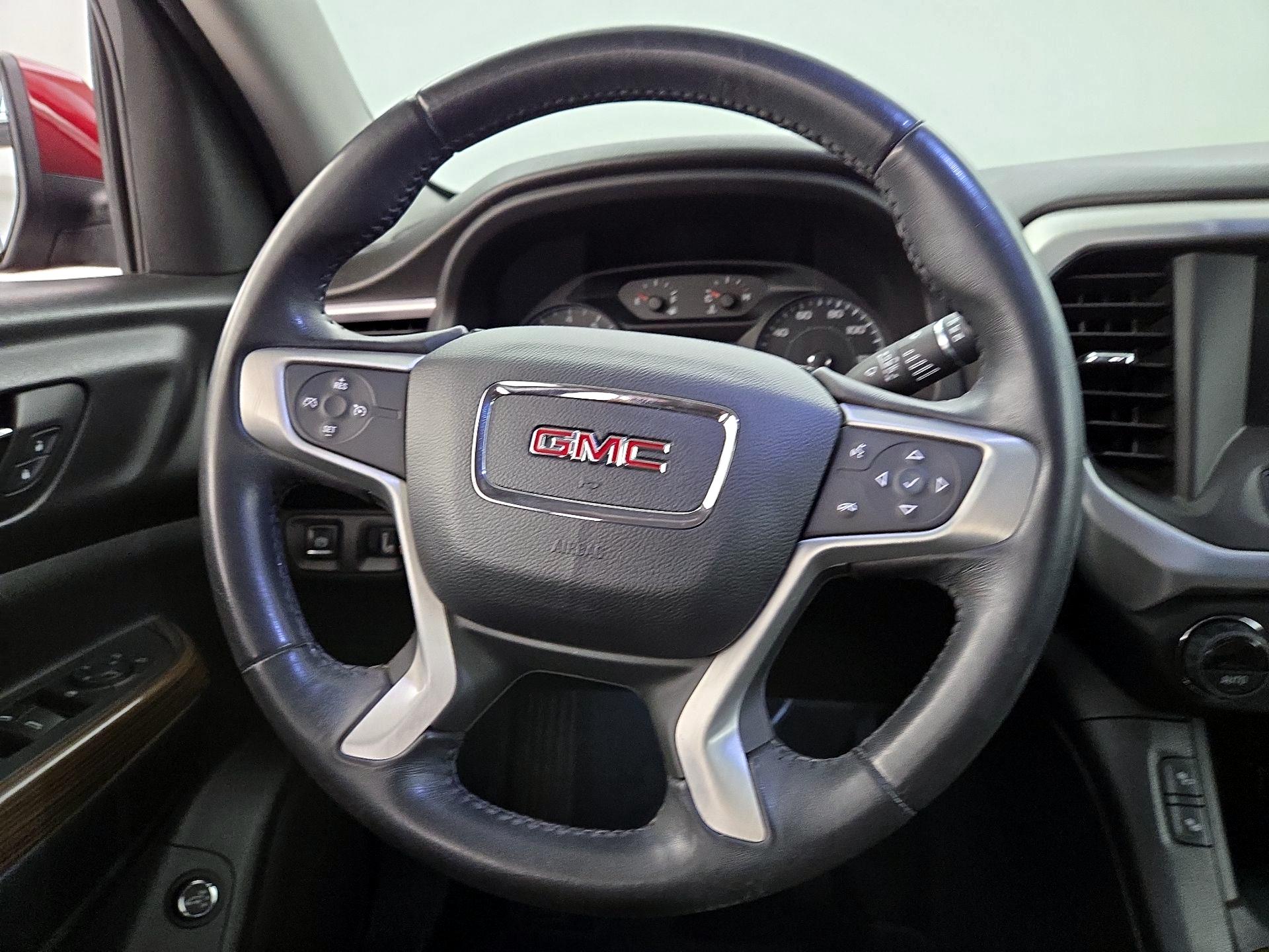 Thumbnail: 2017 GMC Acadia - 10