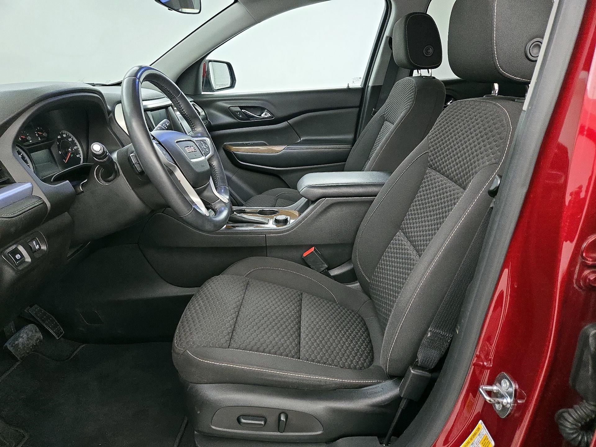 Thumbnail: 2017 GMC Acadia - 11